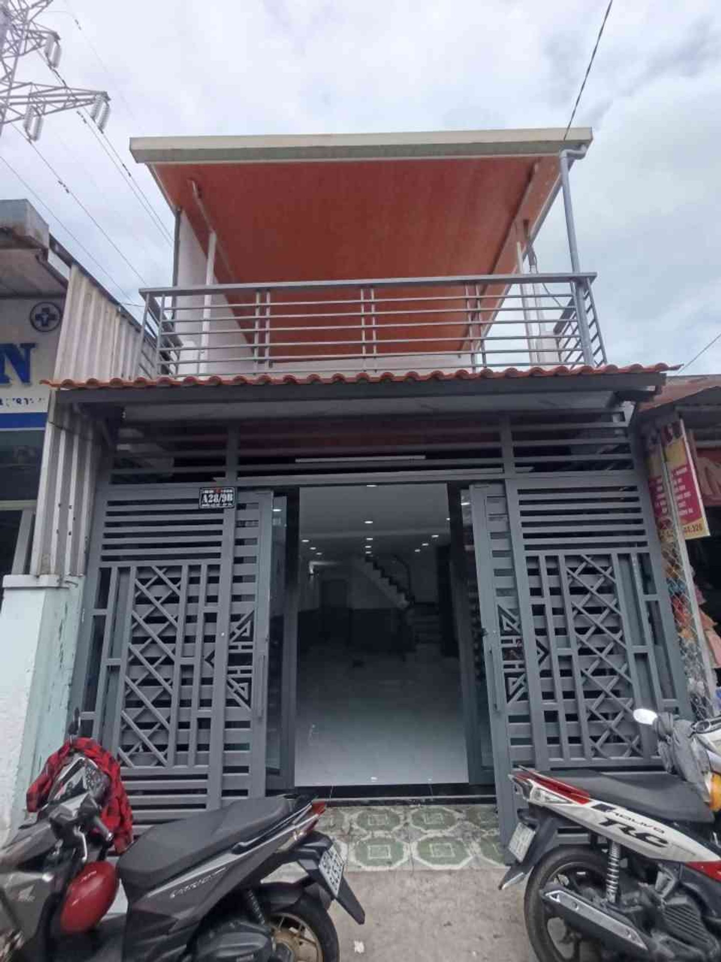 Bán nhà 2 tầng kinh doanh, 64m2 tại phường Bình Hưng, TP HCM