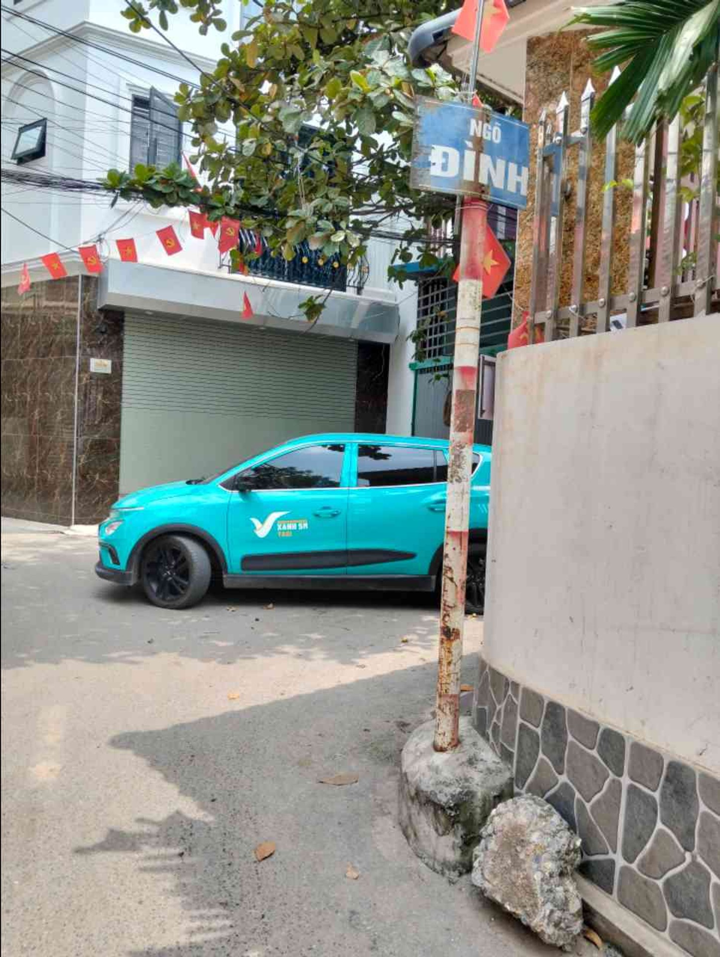 Bán shophouse 3 tầng diện tích 156m2 tại gần cầu Mai Lĩnh