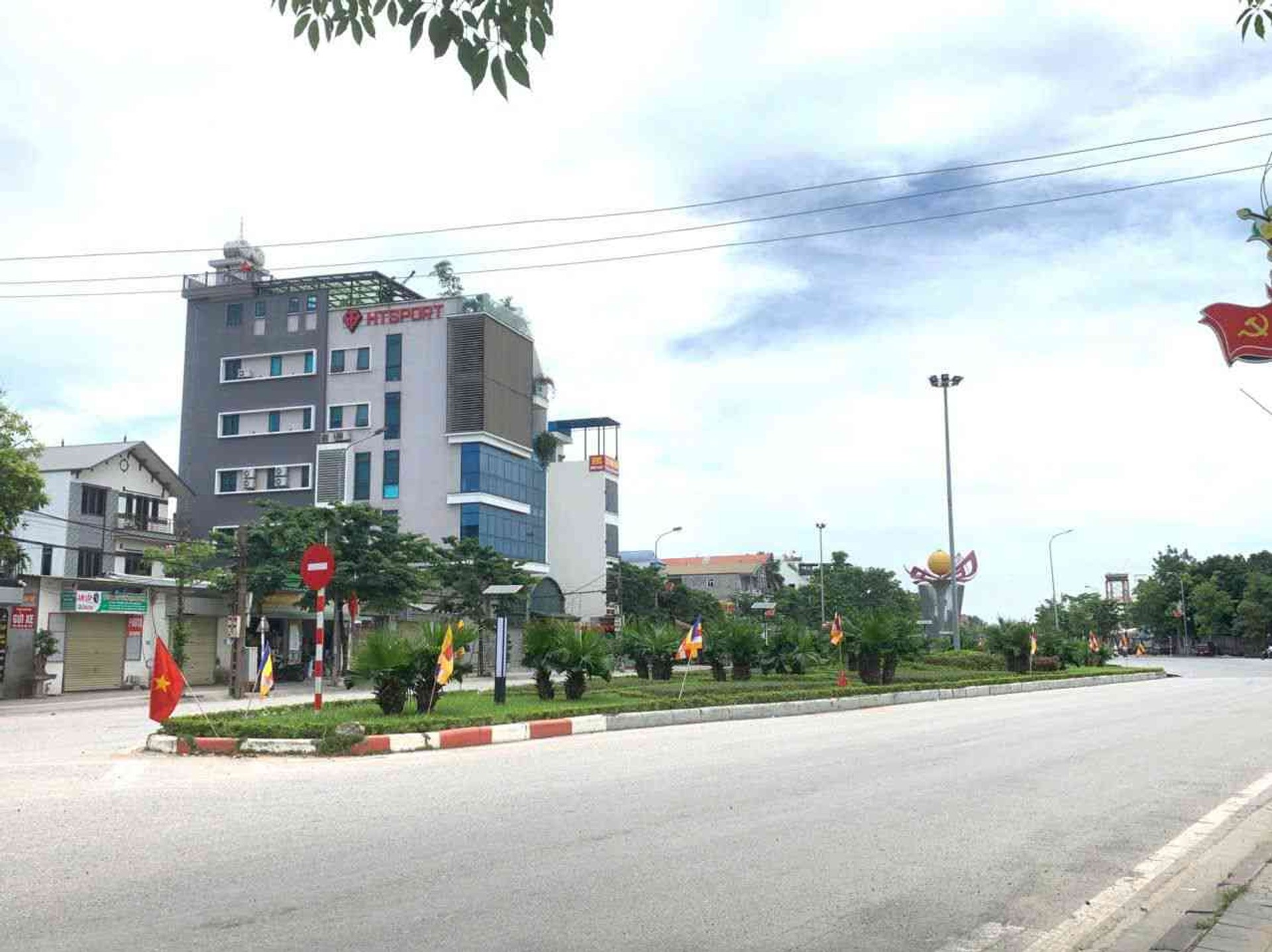 Bán đất xã Phúc Thịnh (Nguyên Khê), gần nhà xưởng, diện tích 82.6 m2