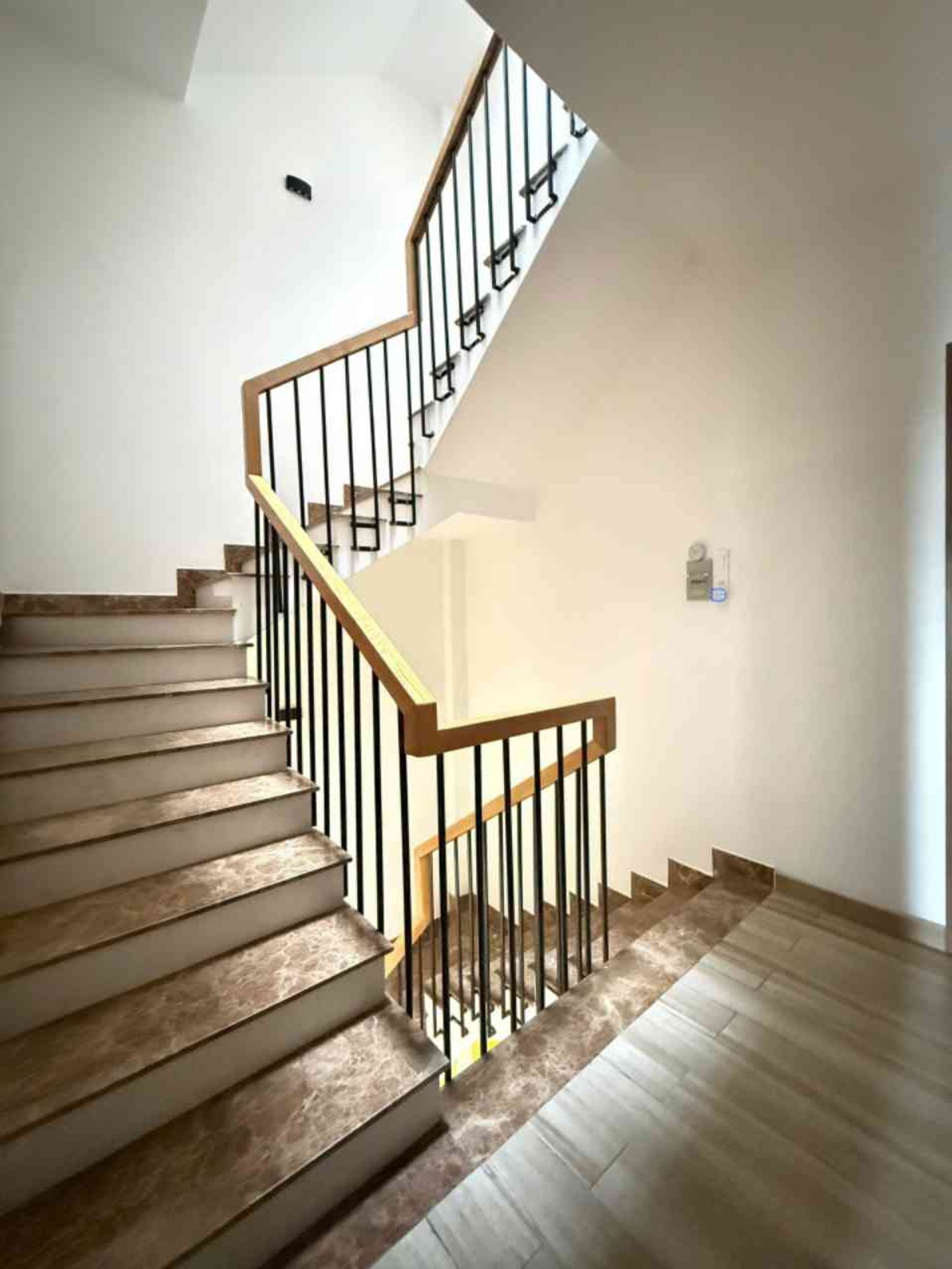 Nhà mặt tiền Trường Sa, Phú Nhuận 65m2, 5 tầng, giá 13.5 tỷ