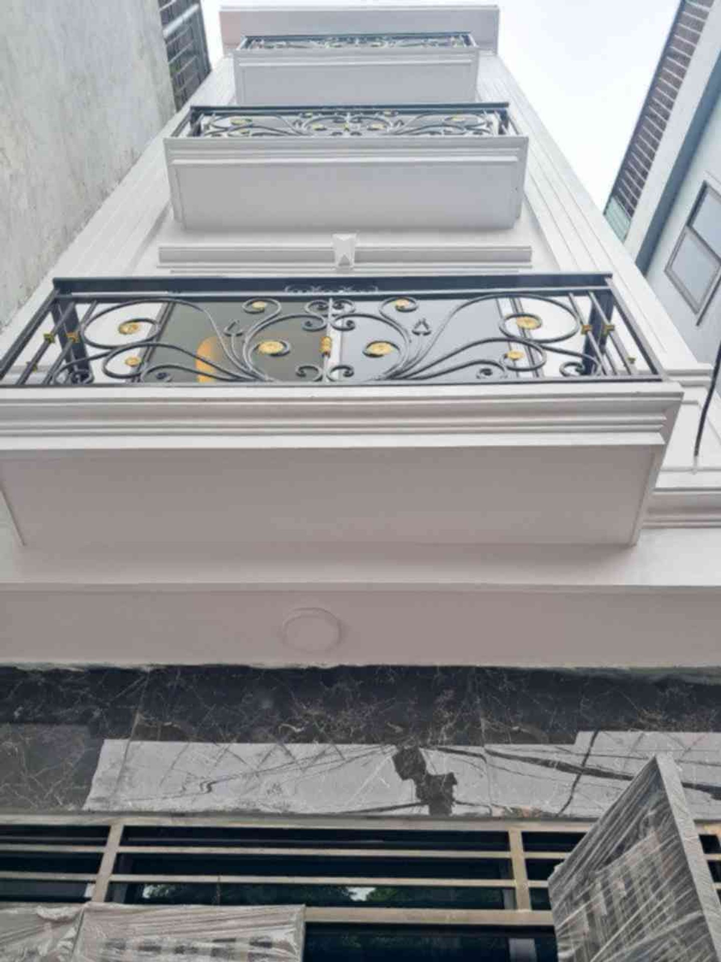 Nhà Lô Góc Ô Tô Gần Vành Đai 4 - Sổ Đỏ Chính Chủ