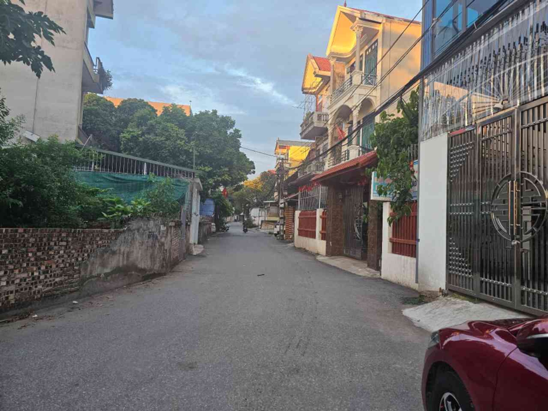 Bán đất lô góc hai mặt tiền tại phường, thuận tiện kinh doanh buôn bán