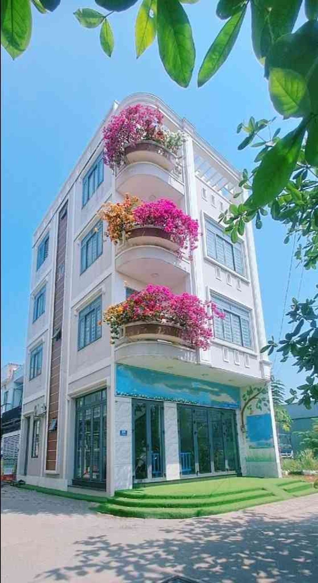 Nhà Phú Hữu giá sốc, rộng rãi, đón đầu xu thế