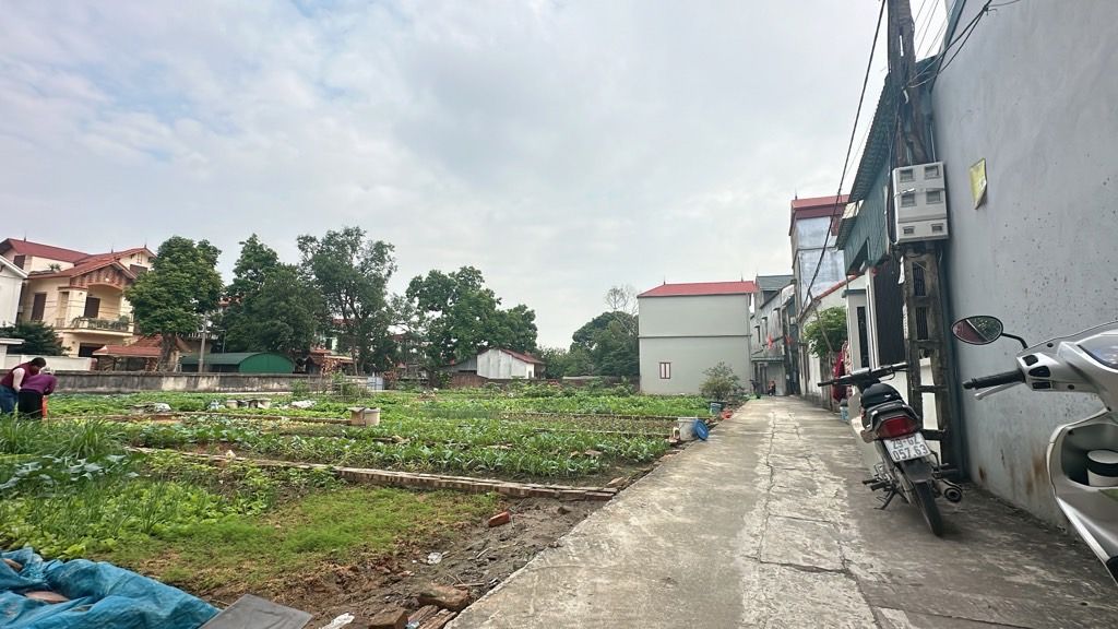 Bán đất trung tâm Ninh Xá, ô tô vào, dân cư đông