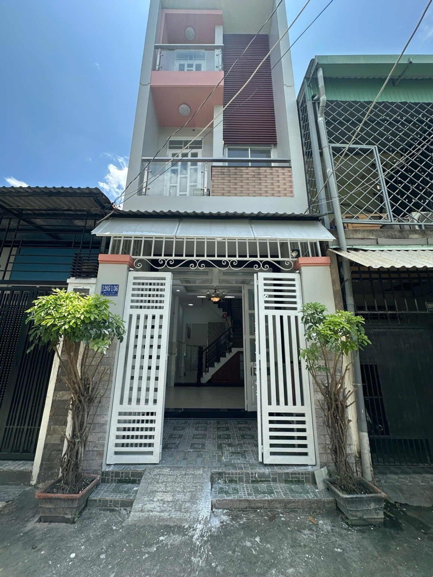 Cơ hội sở hữu nhà 4 tầng hiếm có tại Huỳnh Tấn Phát, Quận 7