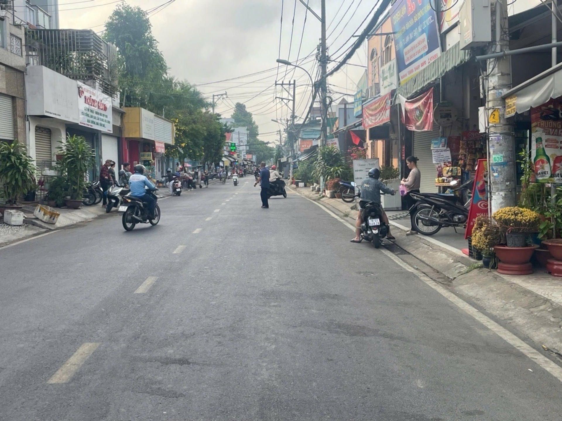 MẶT TIỀN PHÚ CHÂU – 145M² FULL ĐẤT Ở – Ô TÔ NGỦ TRONG NHÀ 🔥
💥 GIÁ CHỈ 14 TỶ – THƯƠNG LƯỢNG