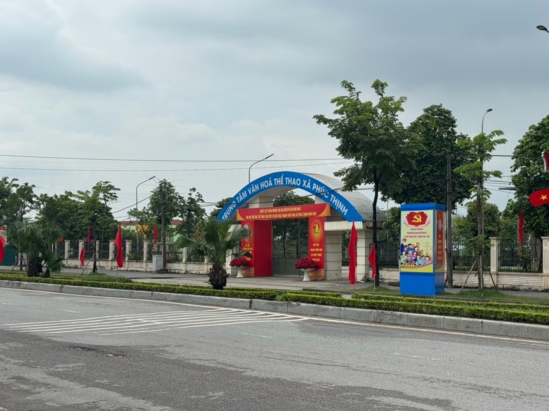 ❌ KHU BIỆT THỰ NGUYÊN KHÊ- KINH DOANH- ĐƯỜNG RỘNG 10M VỈA HÈ RỘNG- SÁT VỚI UBND XÃ PHÚC THỊNH