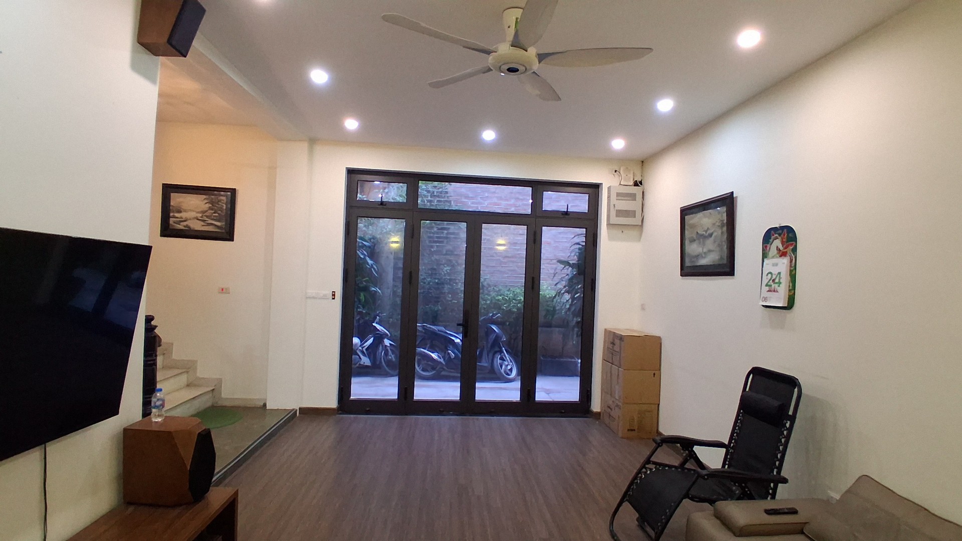 Bán nhà Thụy Khuê 50m2, 5 tầng, cách 3 nhà ra mặt phố - Nhà đẹp, gần Hồ Tây, gần trường Chu Văn An