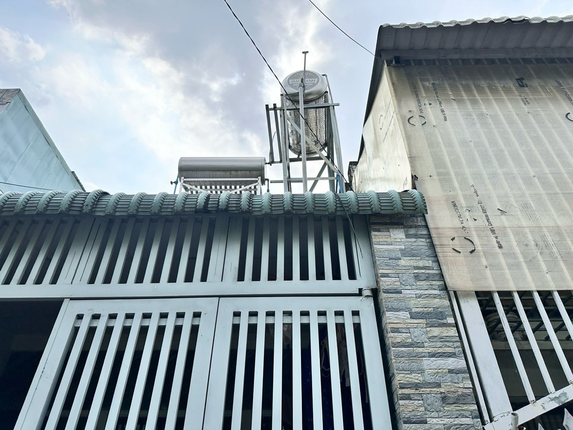 Cơ hội vàng sở hữu nhà riêng vị trí đắc địa Quận 9 giá chỉ 2.55 tỷ