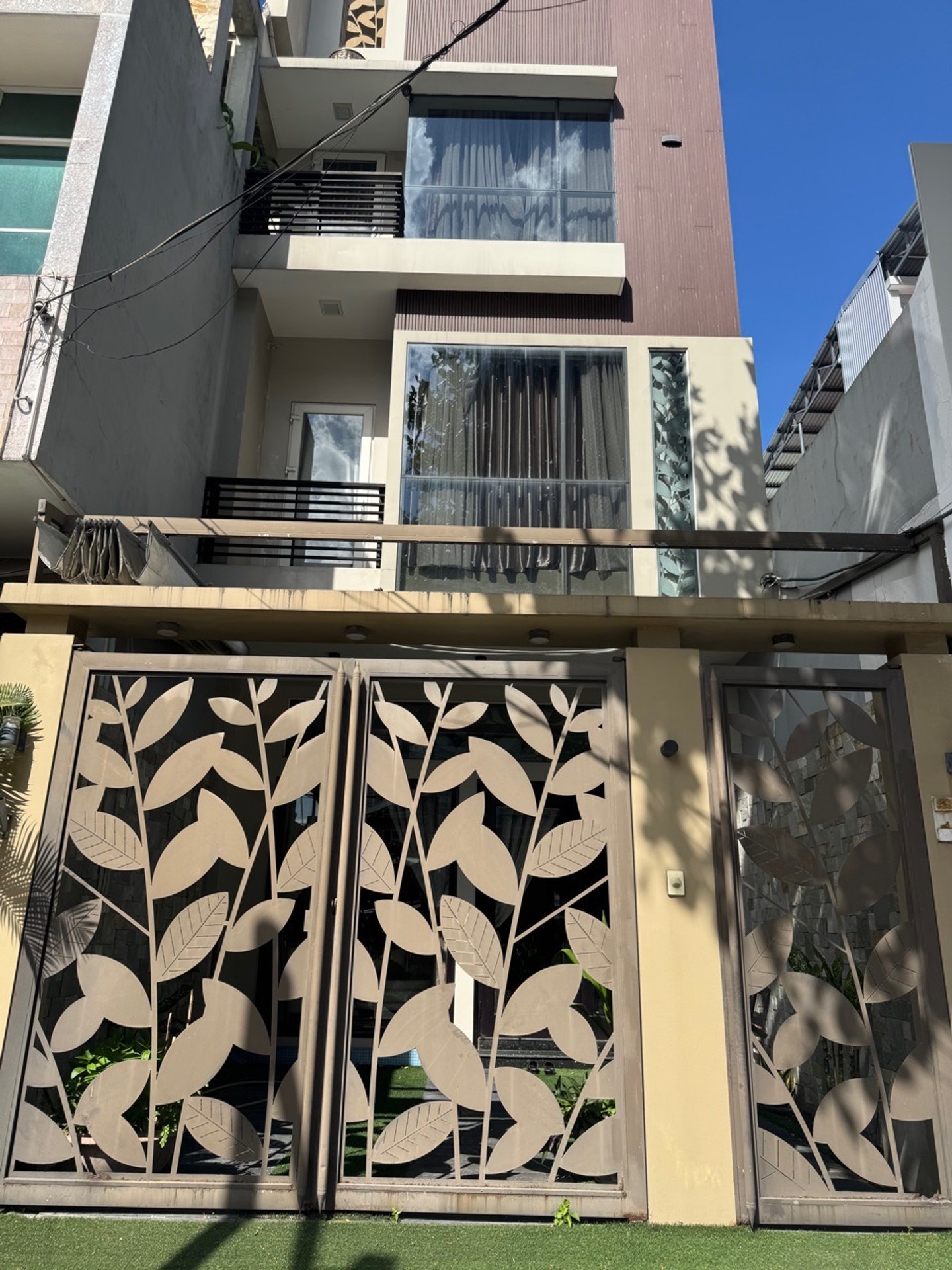 Bán nhà VIP đường Huỳnh Tấn Phát - DT vuông vức - sang trọng chỉ 15,8 tỷ