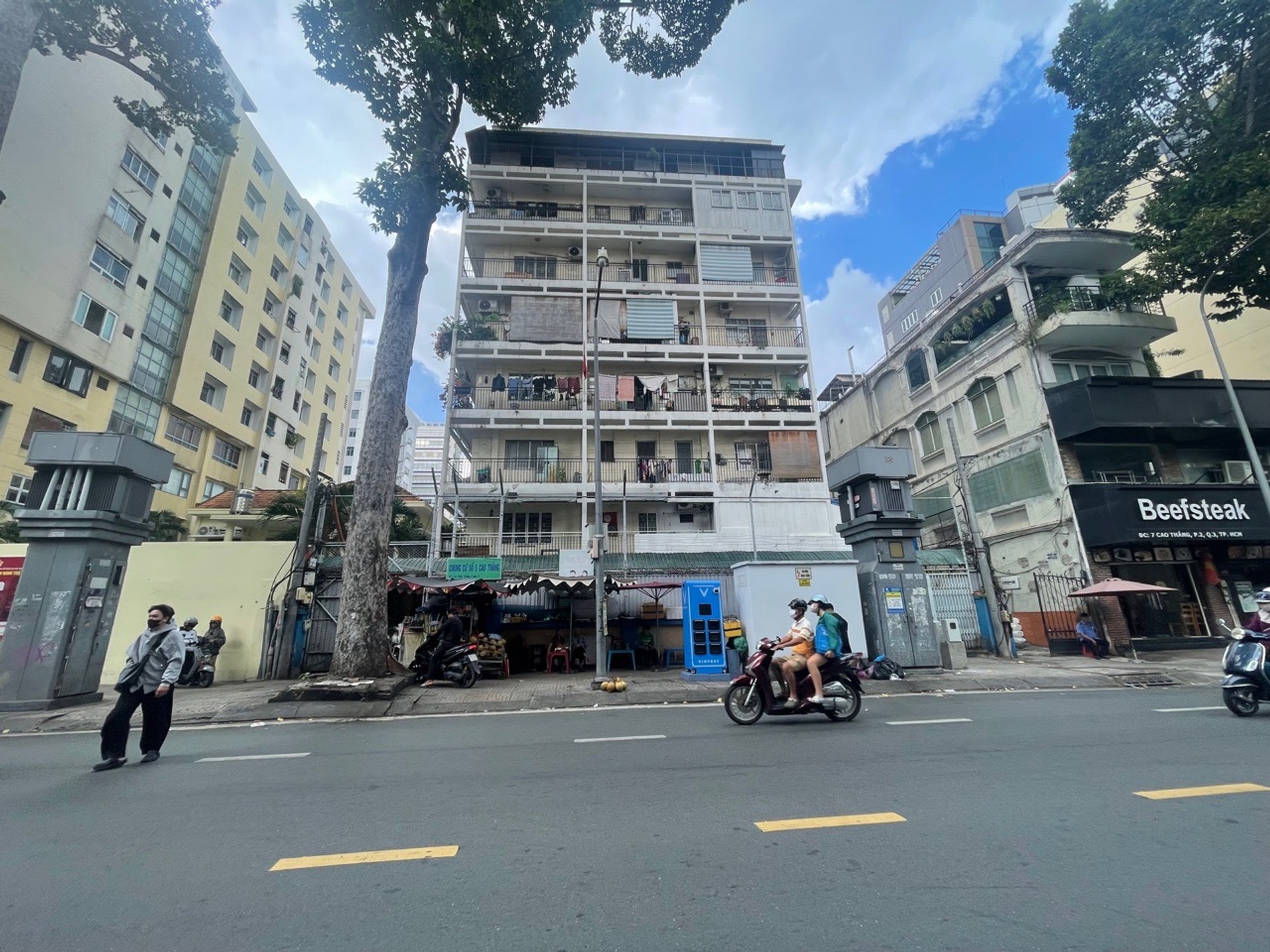 Bán căn hộ chung cư 24m2 cửa số 5 Cao Thắng, Quận 3