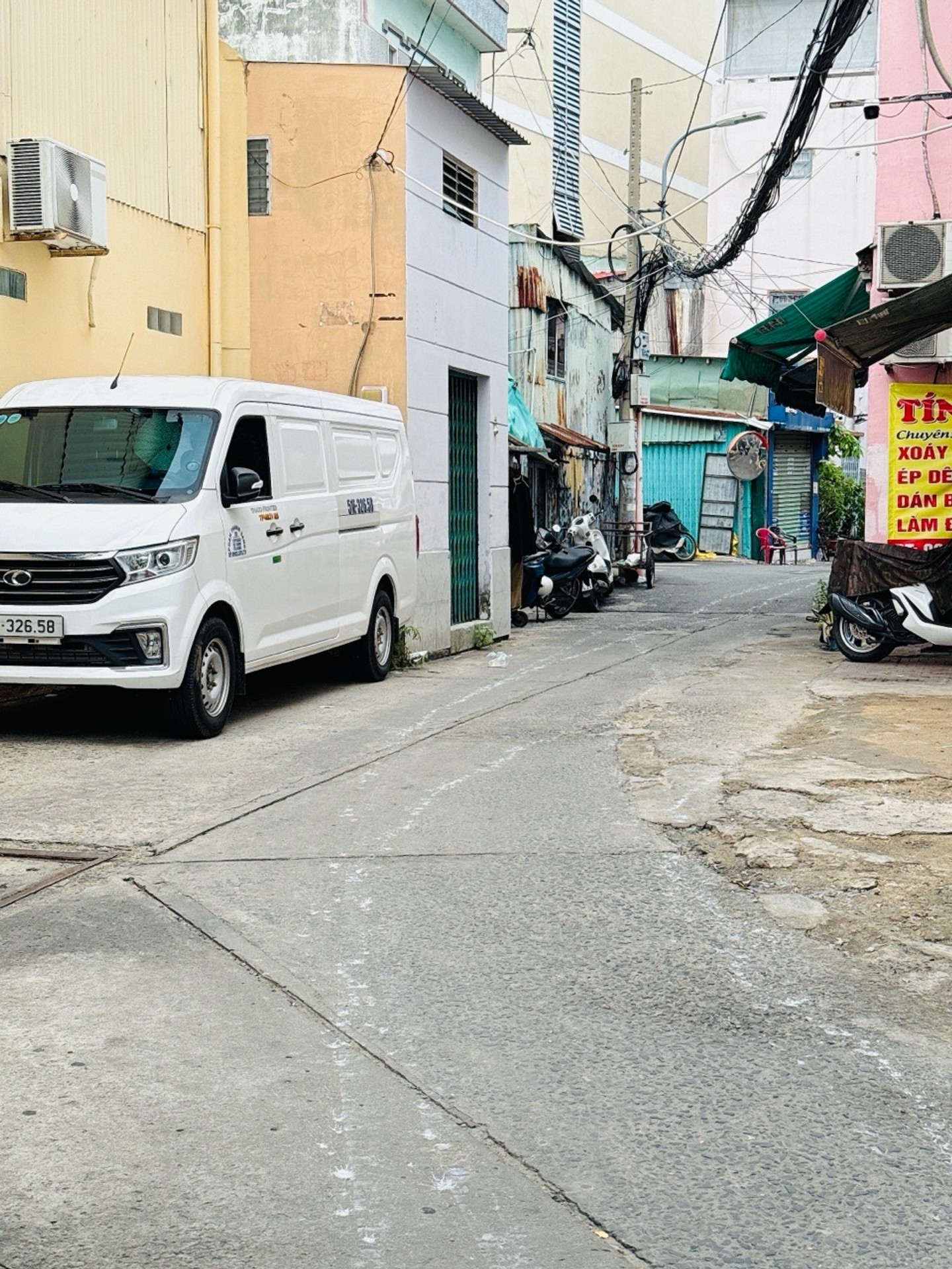 🚘🚘🚘HXH ĐỖ CỬA -2 TẦNG - LÊ VĂN DUYỆT - F GIA ĐỊNH