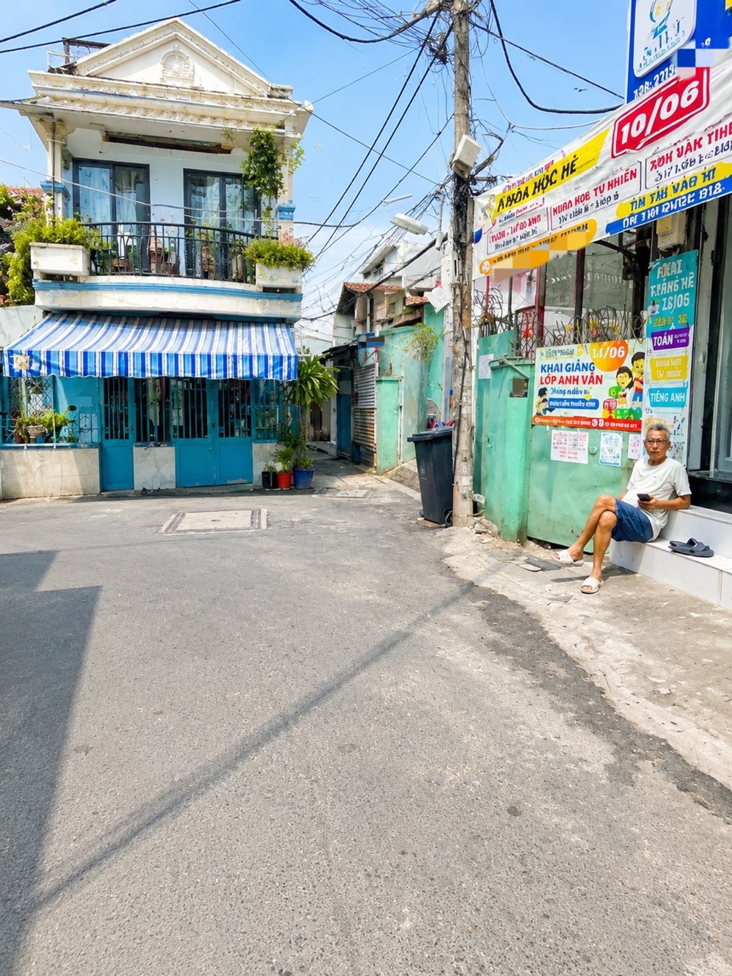 Cơ hội hiếm có sở hữu nhà 2 tầng giá tốt tại Phú Thạnh, Tân Phú