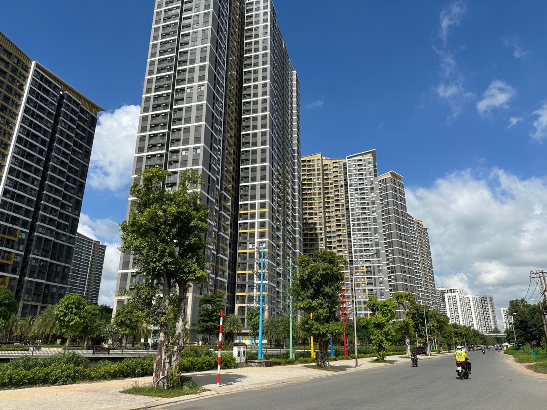 Cơ hội sở hữu đất vàng ngay cạnh Vinhome Quận 9, vị trí đẹp hiếm có