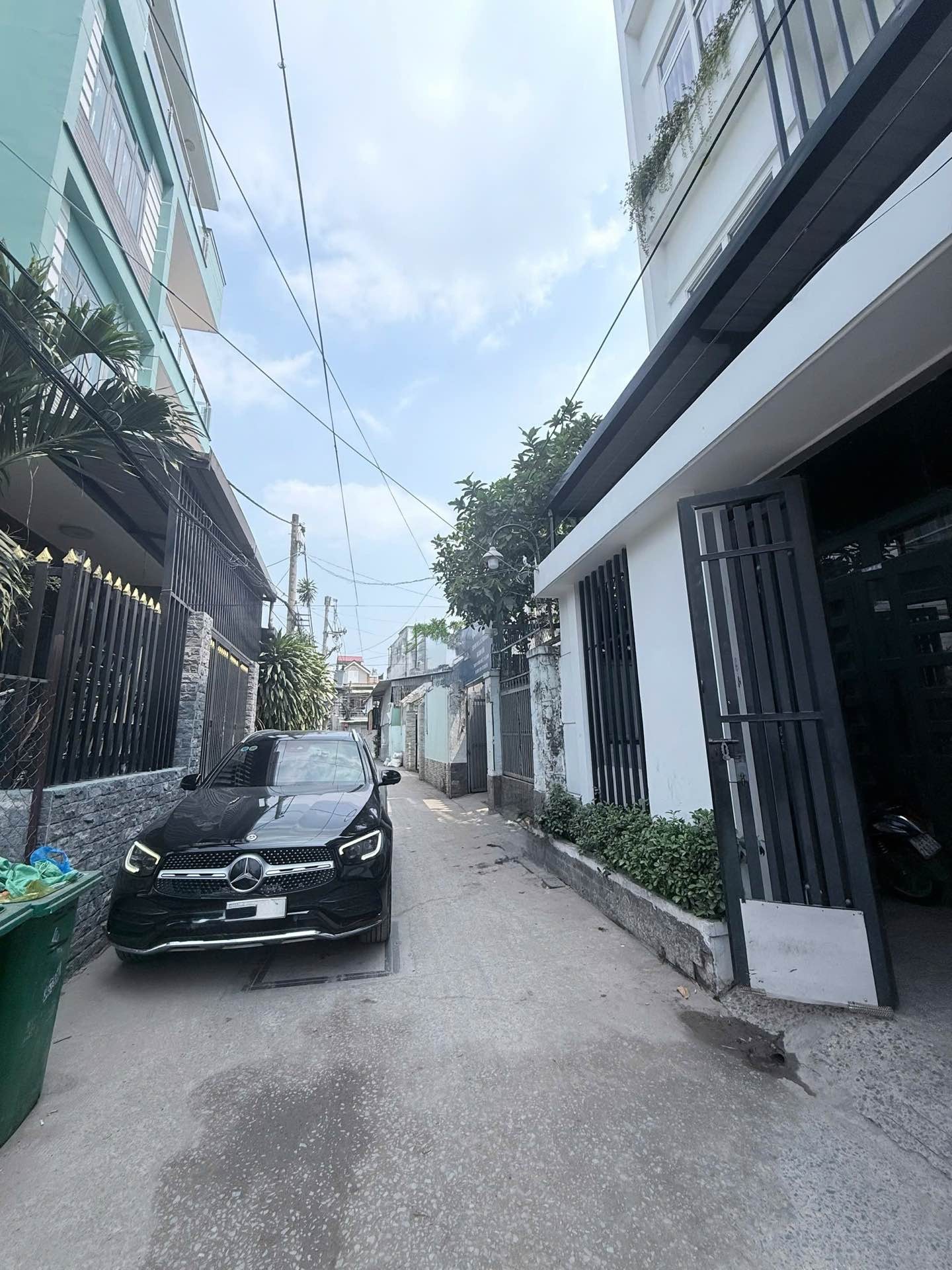 Bán CHDV 28 Phòng thu 110tr, 4 tầng, Gần Bờ Kè Tham Lương, 9x21m