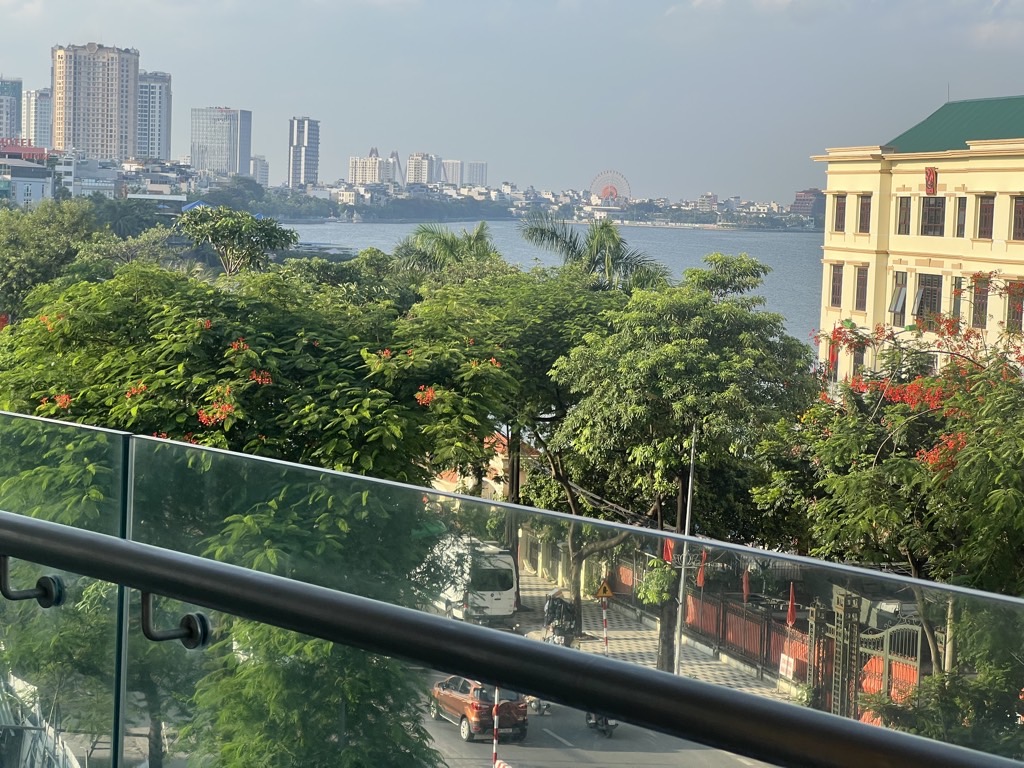 Căn hộ sang chảnh view Hồ Tây đỉnh cao