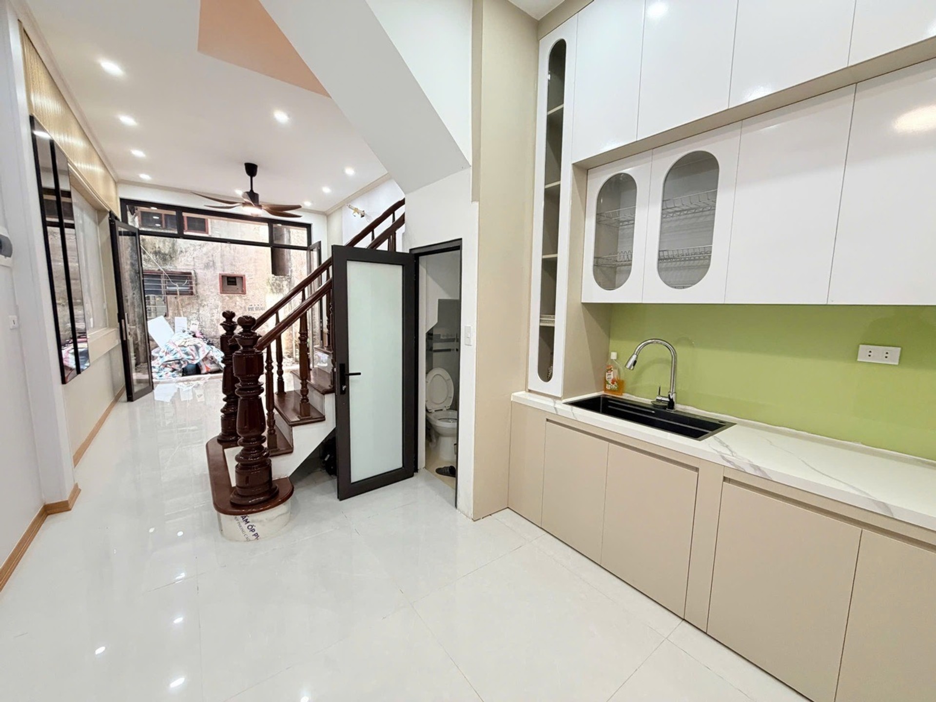 Bán nhà riêng tại phường Ba Đình, diện tích 33m2, vị trí trung tâm, giá 9.7 tỷ