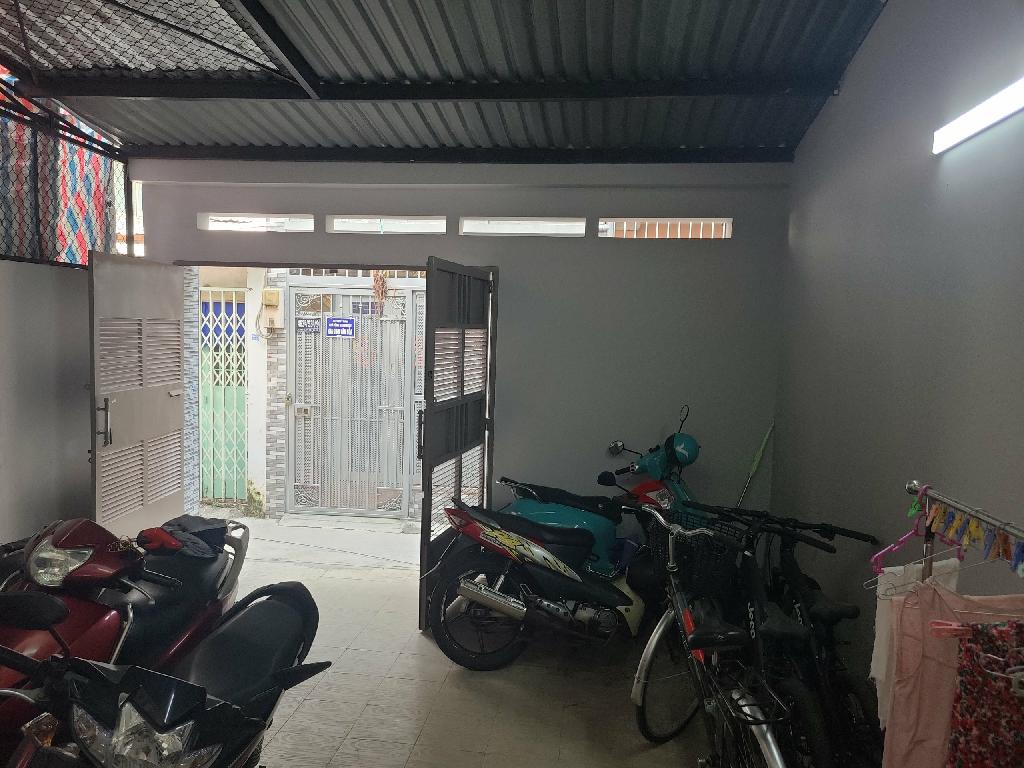 Nhà 5 tầng 6 phòng ngủ gần trung tâm Quận 10 giá 14 tỷ