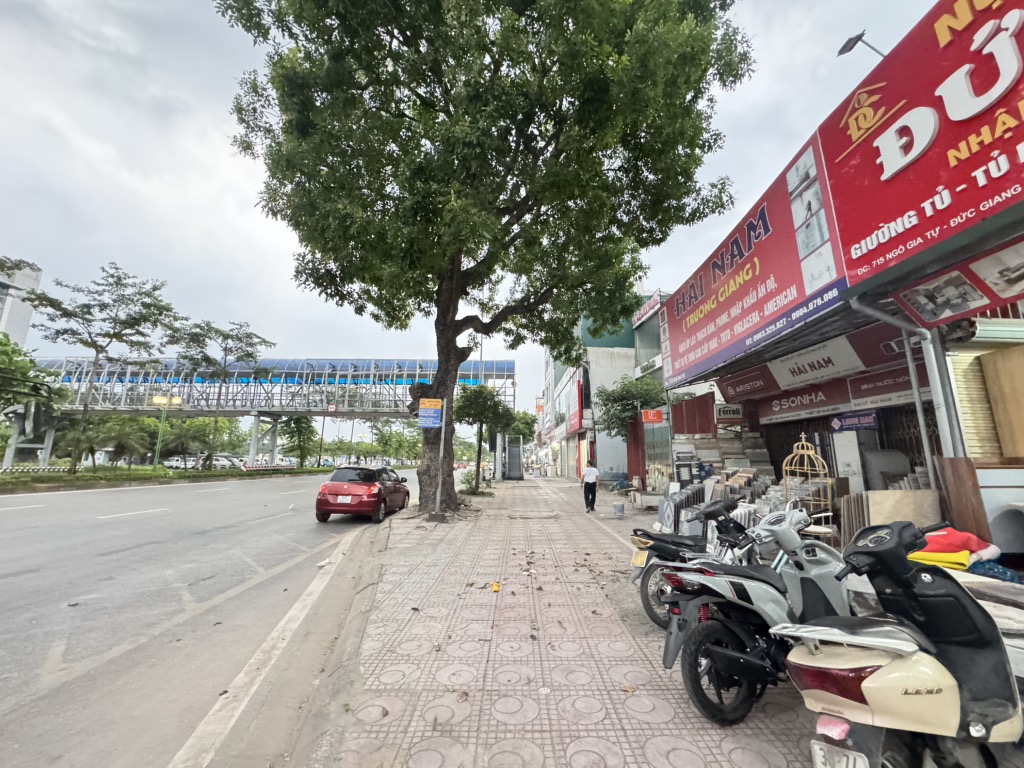 Nhà mặt phố Ngô Gia Tự - 2 mặt tiền kinh doanh đỉnh