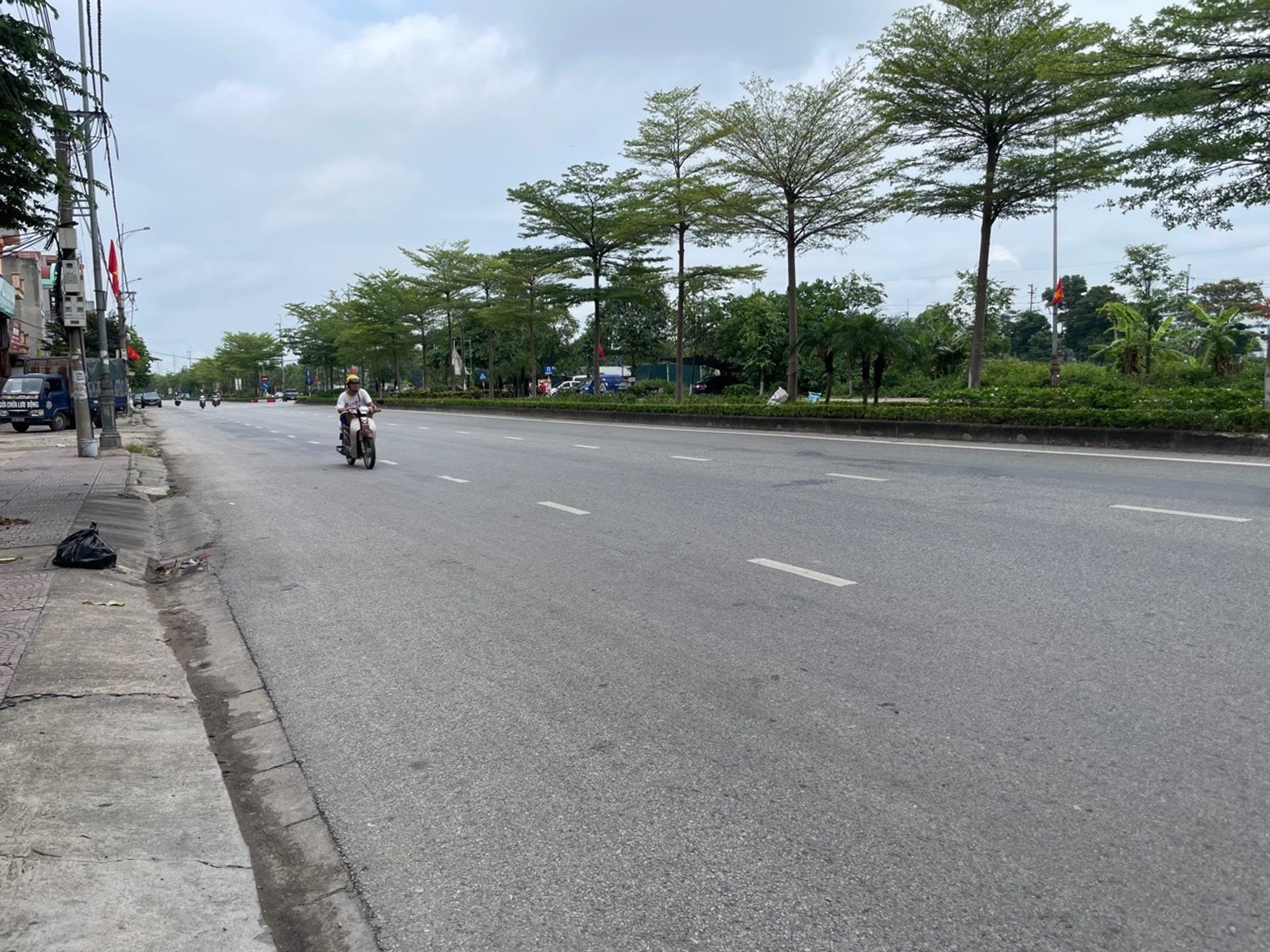 Bán nhà mặt phố Minh Khai, Tam Sơn, Bắc Ninh, mặt tiền rộng, phù hợp kinh doanh