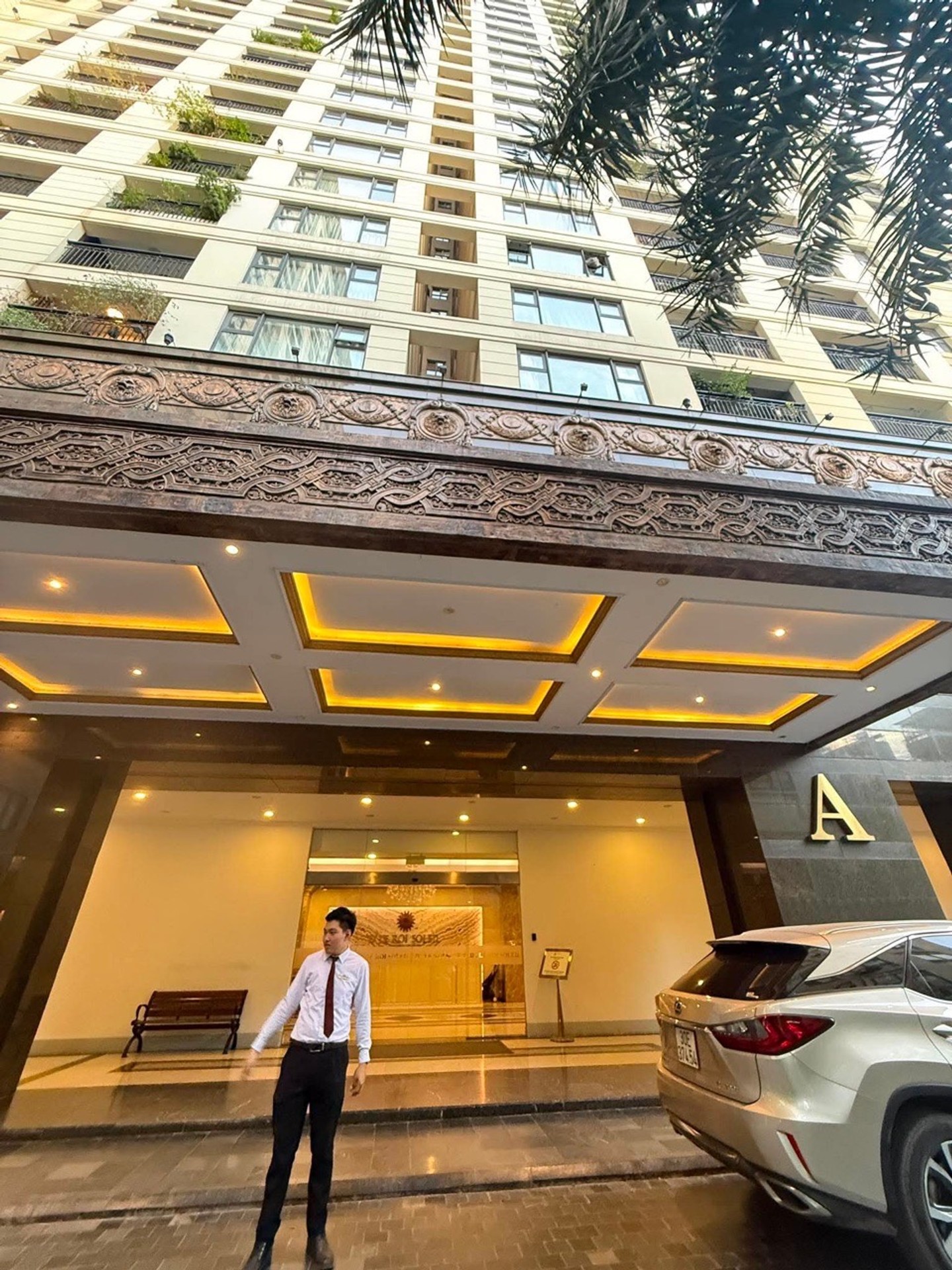 Căn hộ sang chảnh view Hồ Tây đẳng cấp tại D’Le Roi Soleil