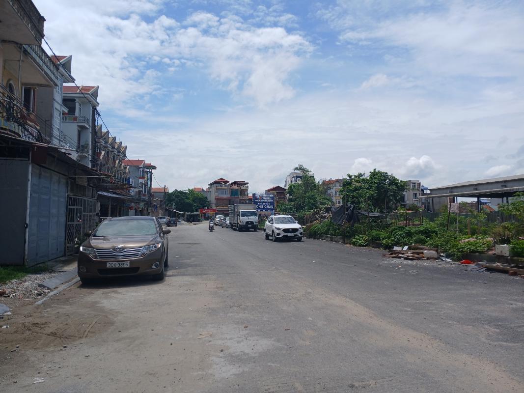 Bán đất kèm nhà 3 tầng cho thuê tại Xuân Nộn Đông Anh
