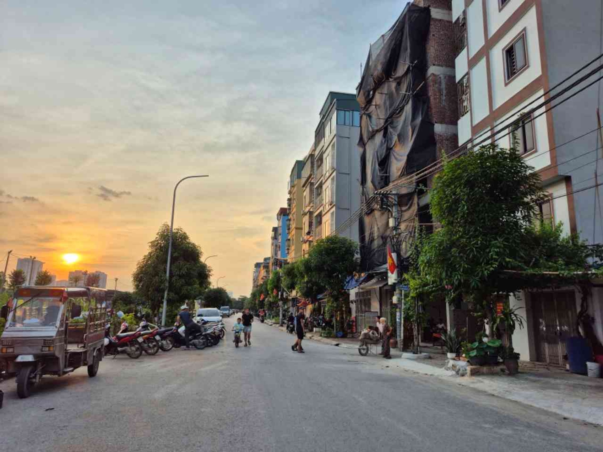BÁN 90M2 ĐẤT LÔ GÓC 2 MẶT TIỀN, TỌA LẠC TẠI KHU TÁI ĐỊNH CƯ CHU VĂN AN, PHƯỜNG THANH LIỆT