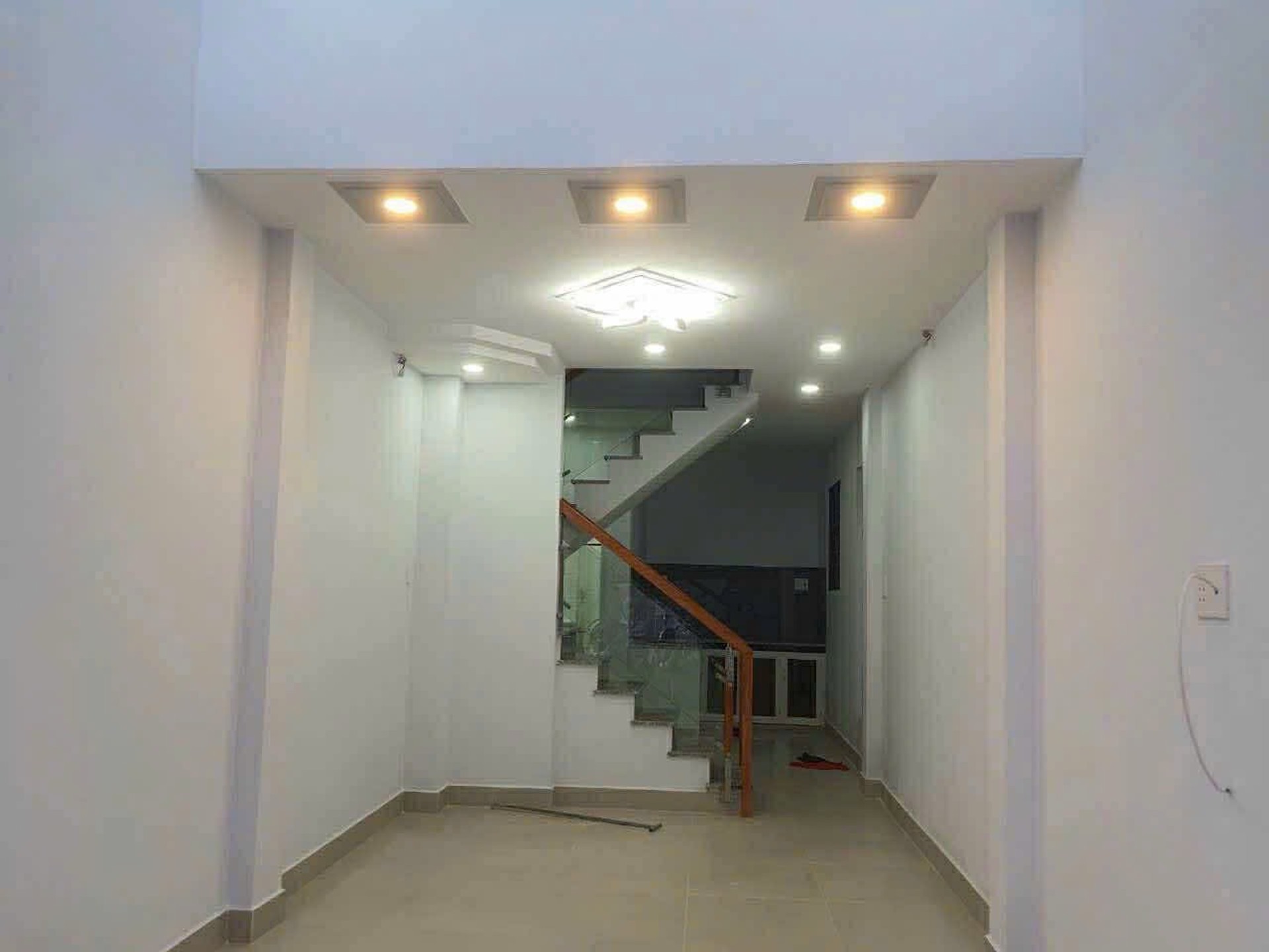 Bán nhà mặt tiền kinh doanh 2 tầng, diện tích 85m2 tại liên khu 5-6