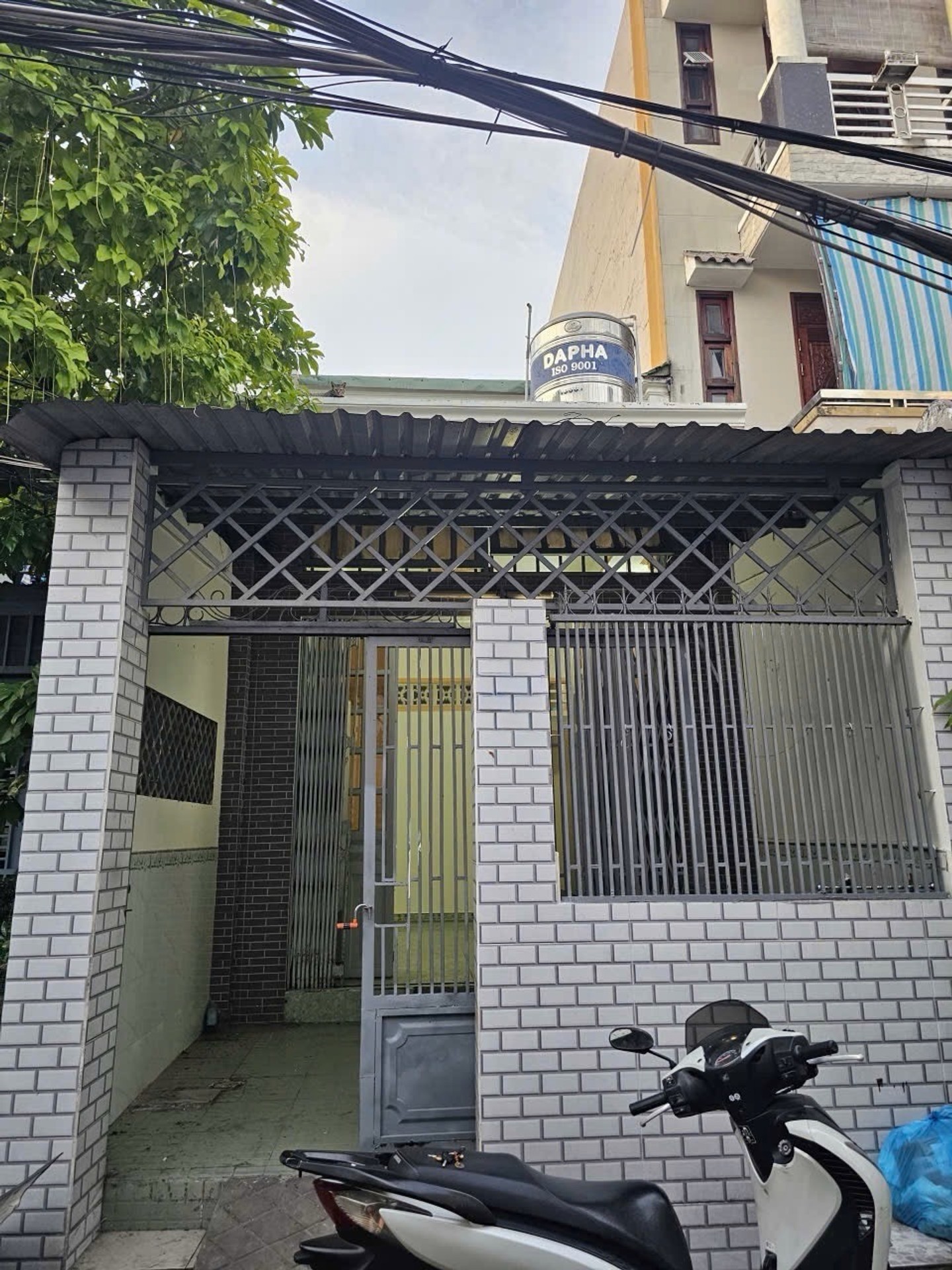 BÁN NHÀ NGAY CHỢ BÌNH TRỊ ĐÔNG TÊN LỬA - 60m2 - GIÁ CHỈ 4.99 TỶ.