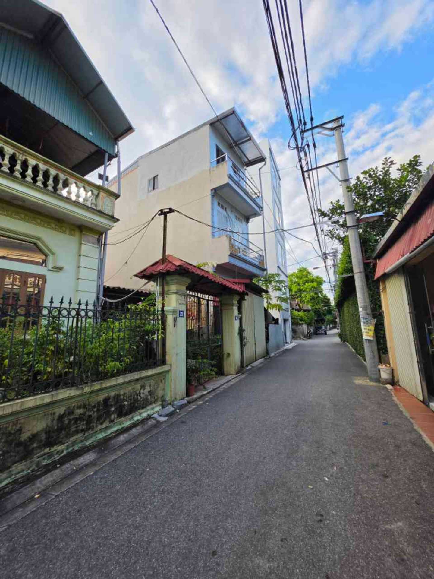 Nhà 3 tầng 48m² hướng Đông Nam tại Kiêu Kỵ giá 5,1 tỷ
