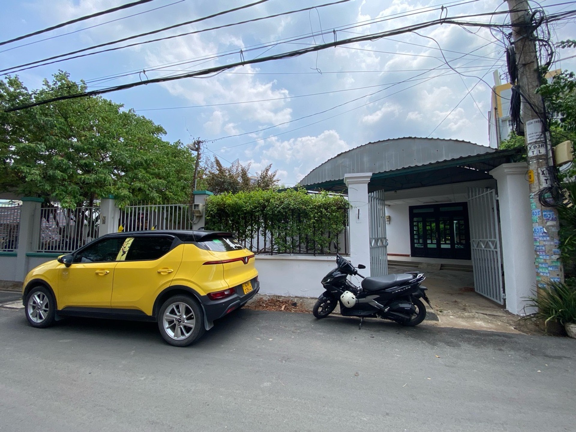 Cơ hội sở hữu nhà mặt phố rộng 185m2 gần Vinhome Grandpark giá chỉ 8.9 tỷ