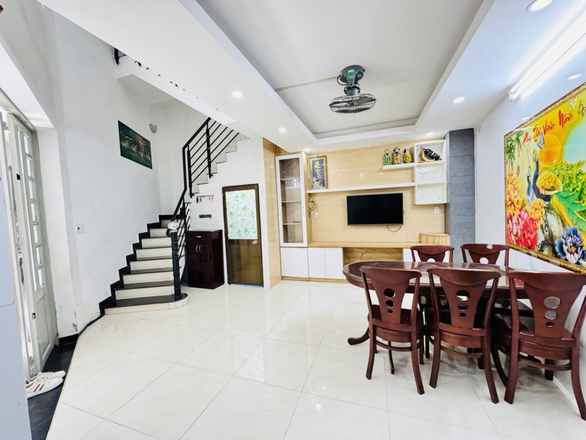 Nhà thật, hình ảnh thật, E Kiên nhà phố giá tốt ở HCM