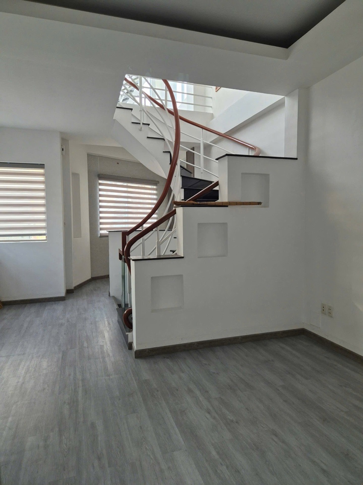 Bán nhà góc 2 mặt tiền hẻm xe hơi tại phường Phú Lâm, Quận 6, diện tích 52,5 m2