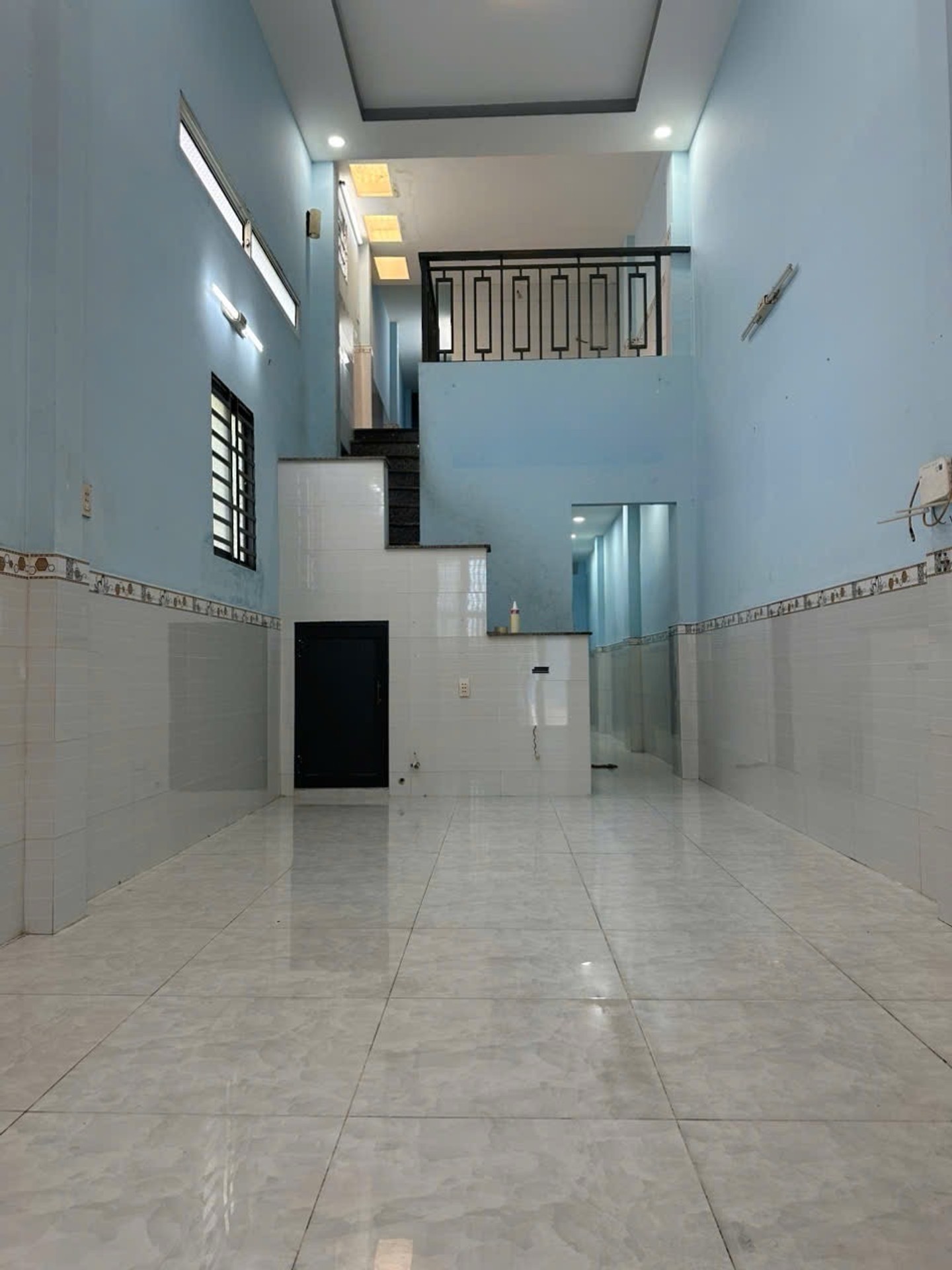 Bán nhà 2 tầng 69m2 hẻm xe hơi Đường Bà Hom, quận 6