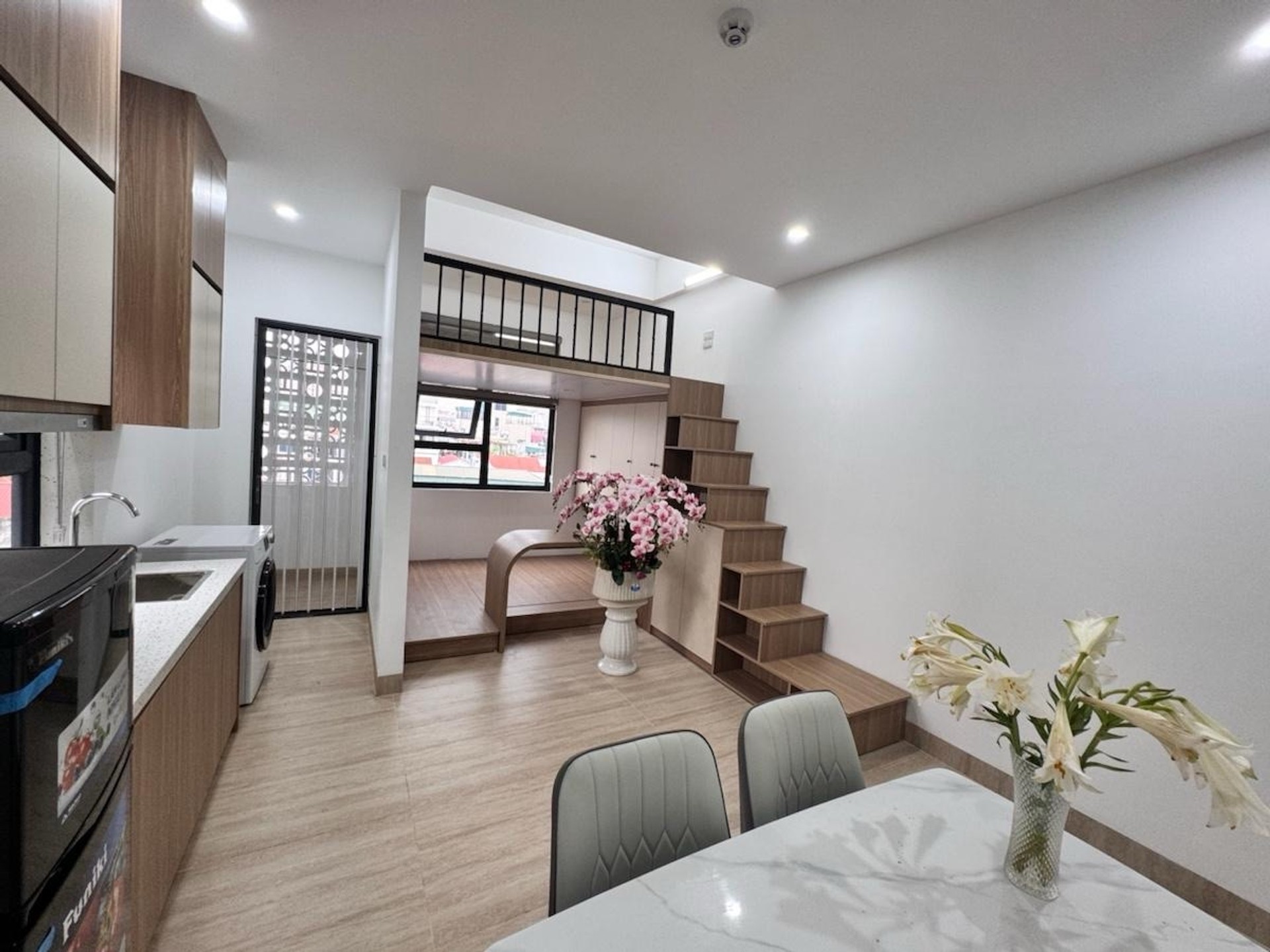 Bán chung cư mini 8 tầng Đại Từ, lô góc, kinh doanh tốt, giá 46 tỷ