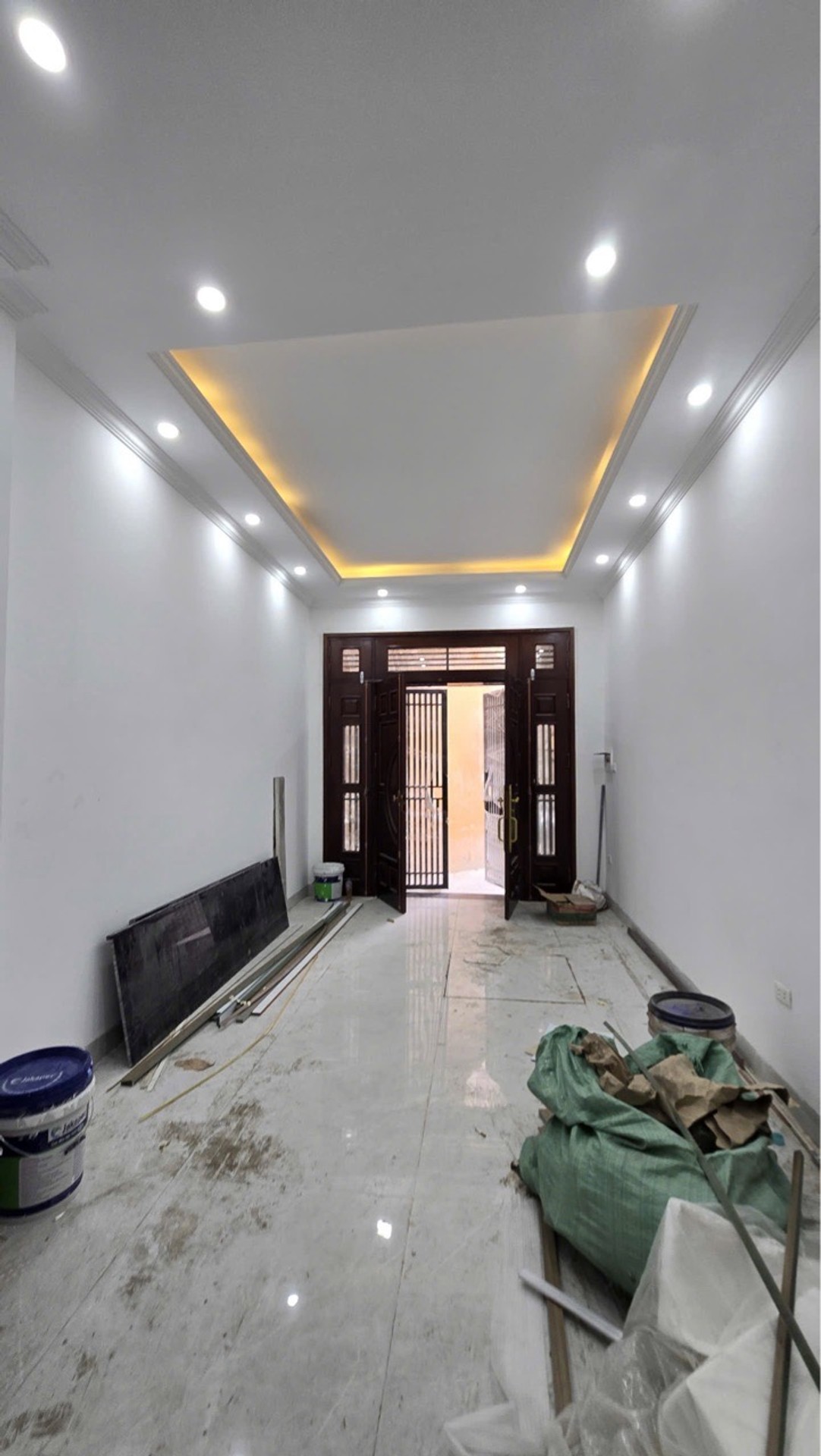 BÁN NHÀ RIÊNG 5 TẦNG - THANG MÁY - Ô TÔ ĐỖ CỬA - LA KHÊ - HÀ ĐÔNG - GIÁ HƠN 8 TỶ
