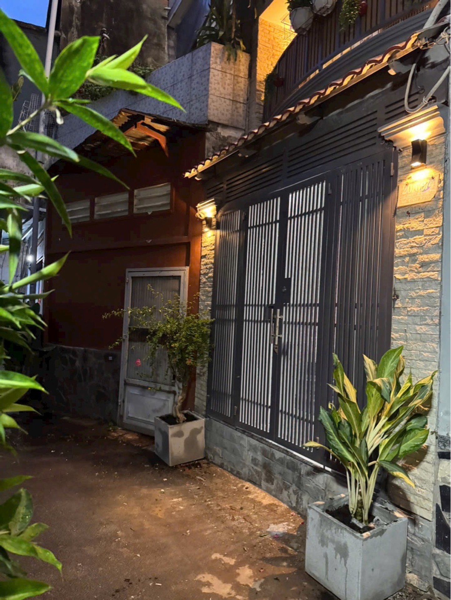 Bán nhà 4 tầng 13.2m2 trung tâm Phú Nhuận, hẻm trải nhựa