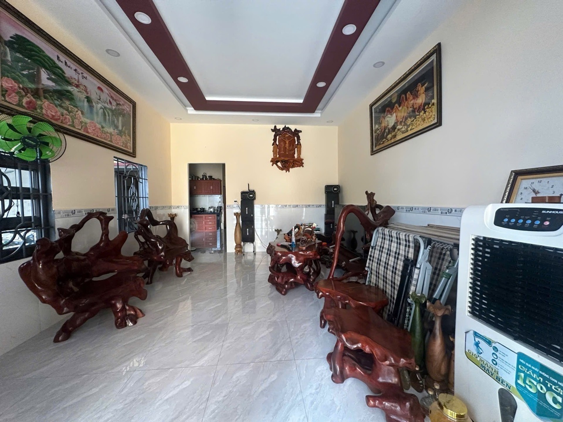 Bán nhà đẹp Diện tích 129m2 hêm xe hơi 1 sẹc đường Võ Văn Hát, Long Trường, Quận 9, TP Hồ Chí Minh