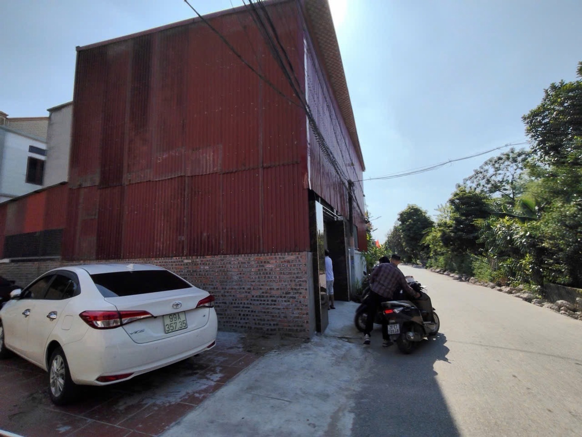 Nhà mặt phố Đông Sơn, rộng thoáng, tiện nghi đẳng cấp