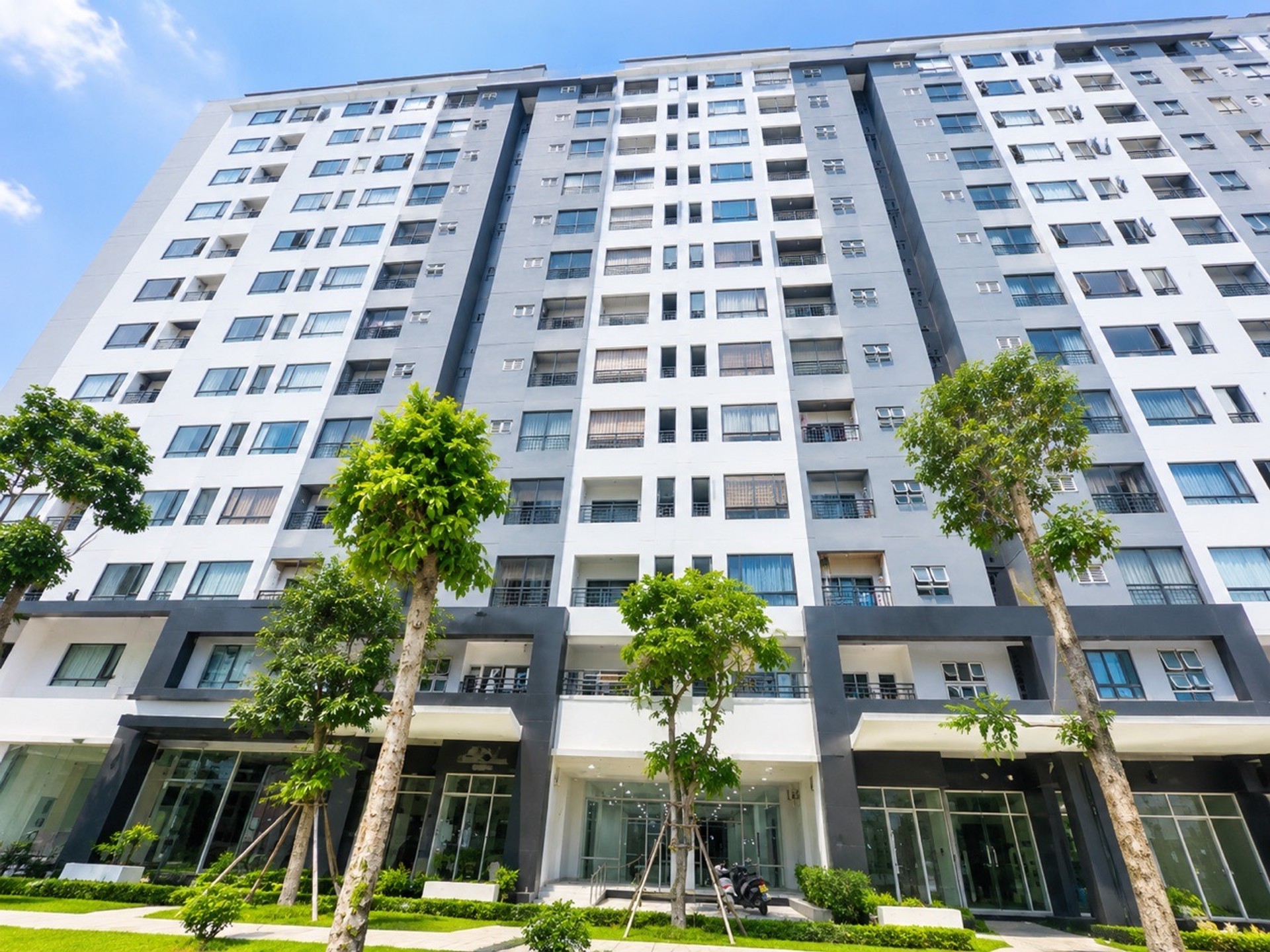 Bán căn hộ chung cư cao cấp tại Quận 8, diện tích 106 m2, pháp lý rõ ràng