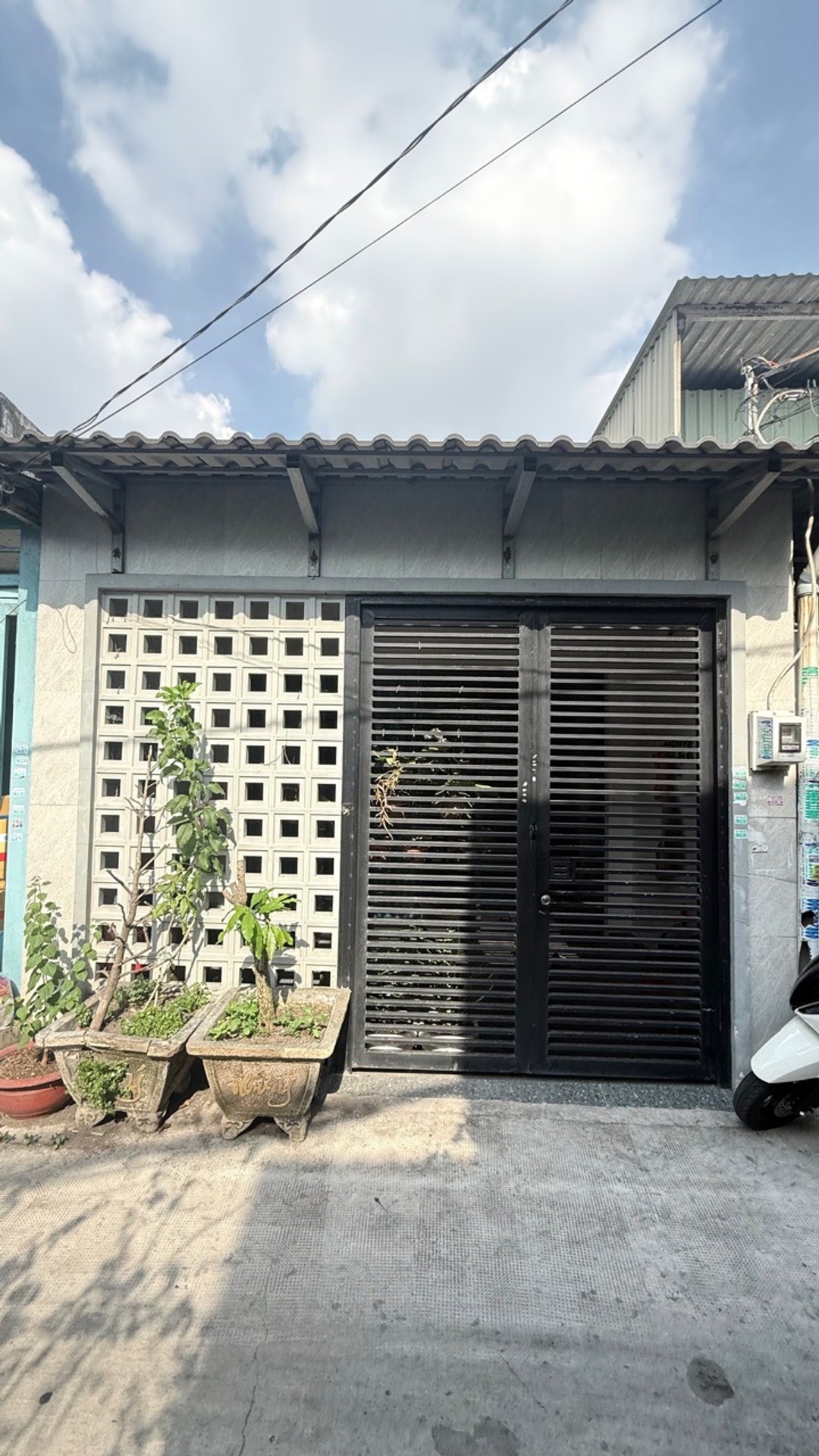 Nhà C4 Mới Cứng Hẻm Xe Hơi Gần Chợ Bà Hom, Giá Tốt Cần Bán Gấp