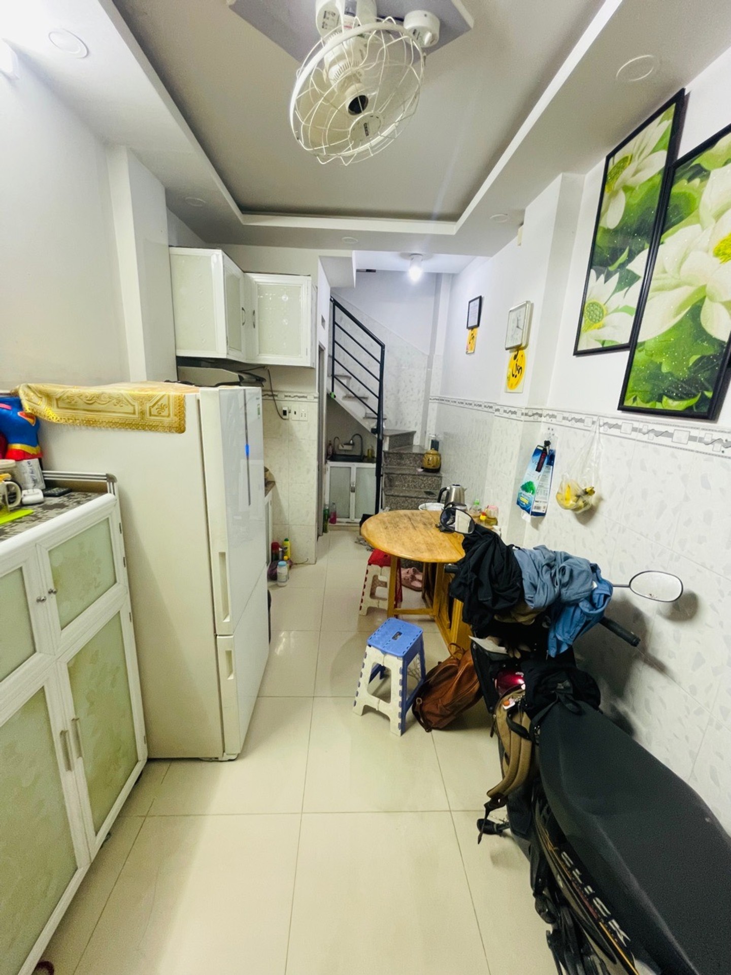 Cơ hội có 1 không 2: Nhà 3 tầng hẻm sạch Lạc Long Quân giá cực tốt