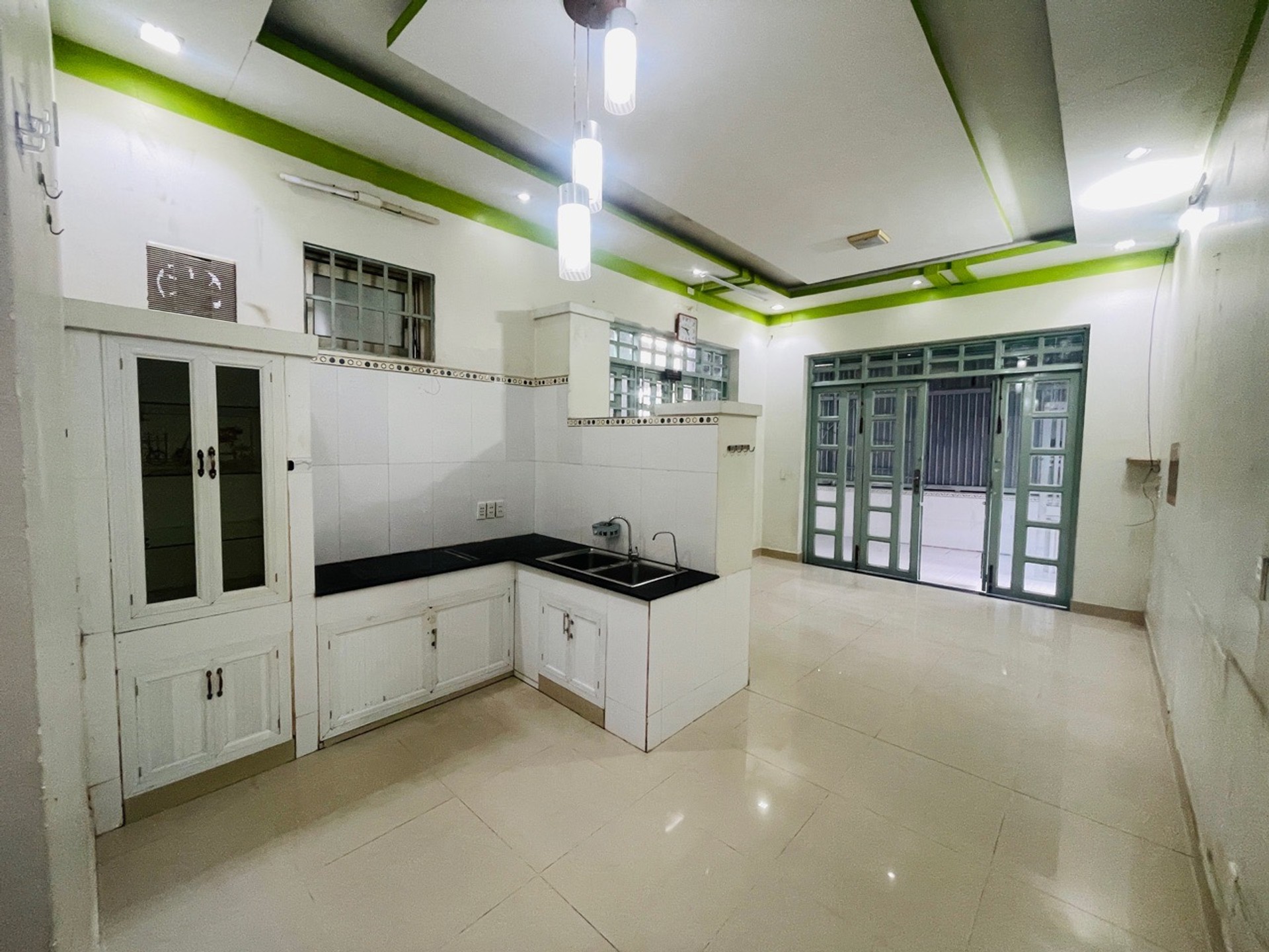 Bán nhà 1 tầng 95m2 hẻm xe hơi Nguyễn Xiển, Quận 9 giá 5.1 tỷ