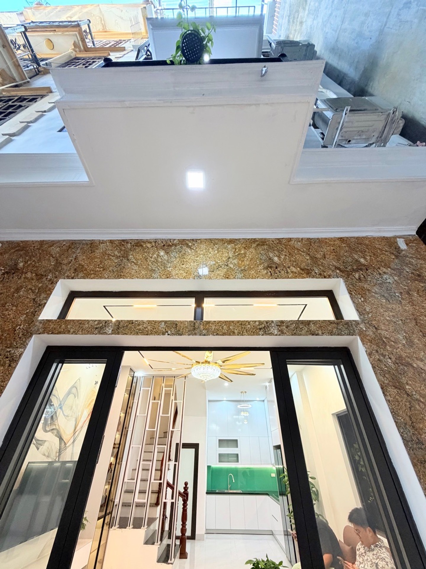 Nhà Góc 3 Thoáng Cầu Giấy - Đón Đầu Mặt Phố Tương Lai