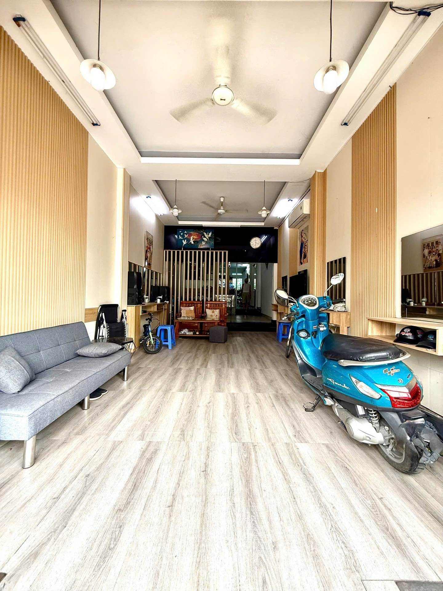 Bán nhà mặt phố kinh doanh đa ngành nghề tại Quận 12 - diện tích 90.1 m², 4 tầng kiên cố
