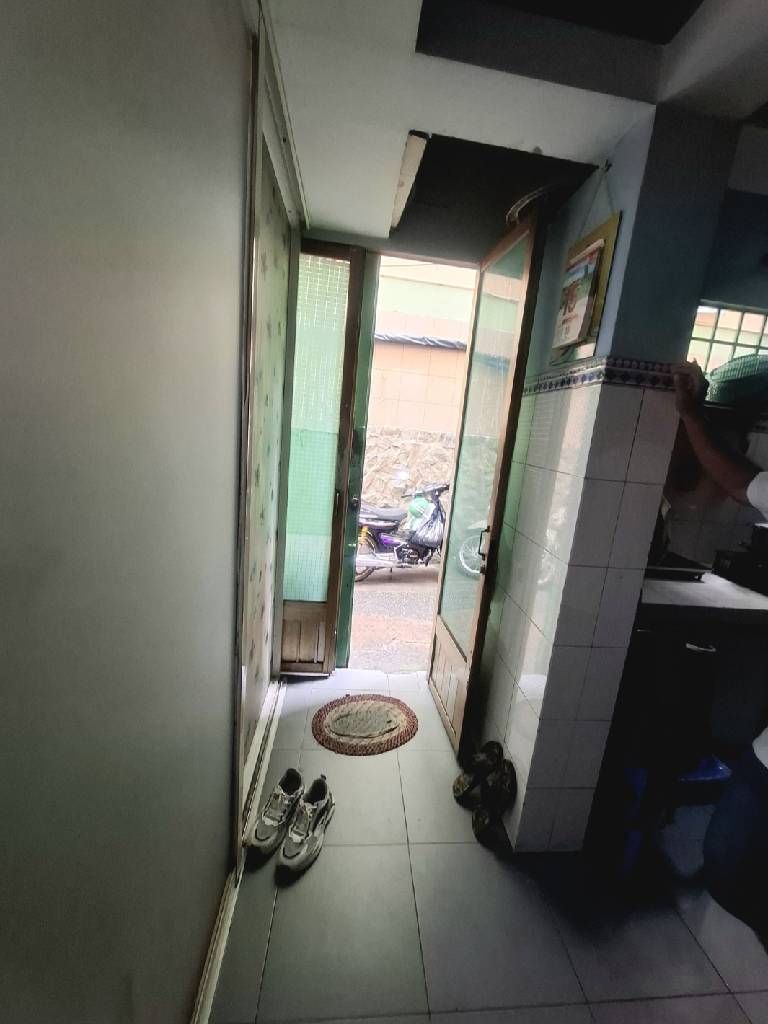 Nhà mặt phố 5 tầng 5PN 4WC Khu sầm uất Vĩnh Viễn