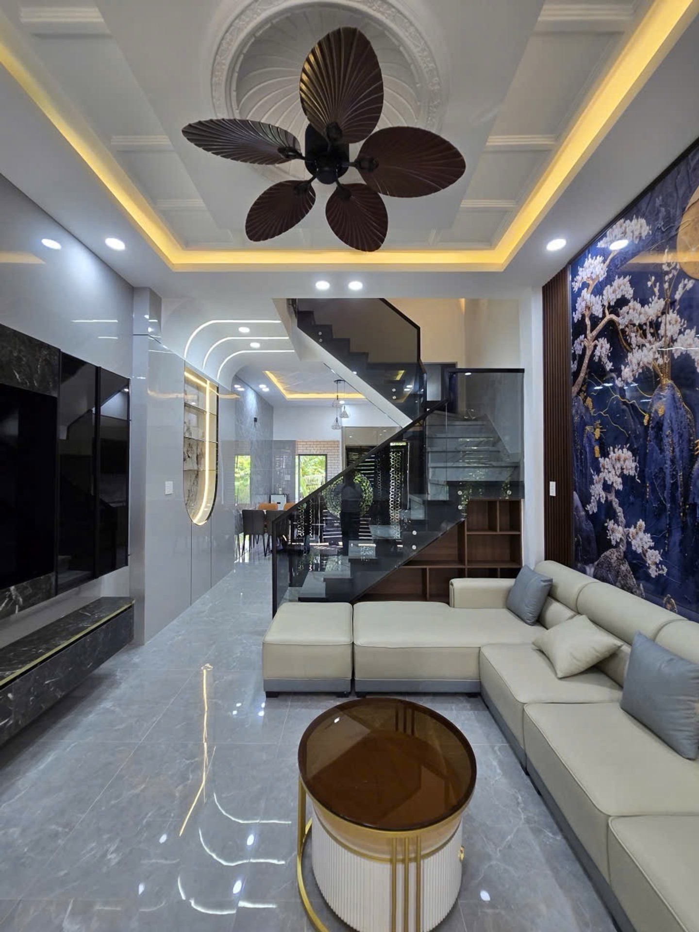 Nhà Riêng 4 Tầng Sang Trọng Tại Phường Long Trường, Thủ Đức
