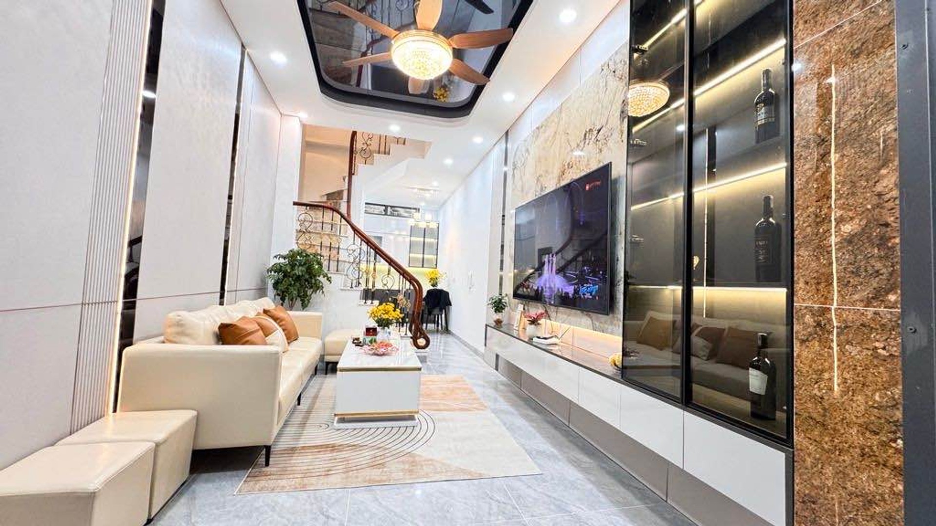 Bán nhà 4 tầng diện tích 34m2 tại Ba Đình, vị trí trung tâm, giá 9.4 tỷ