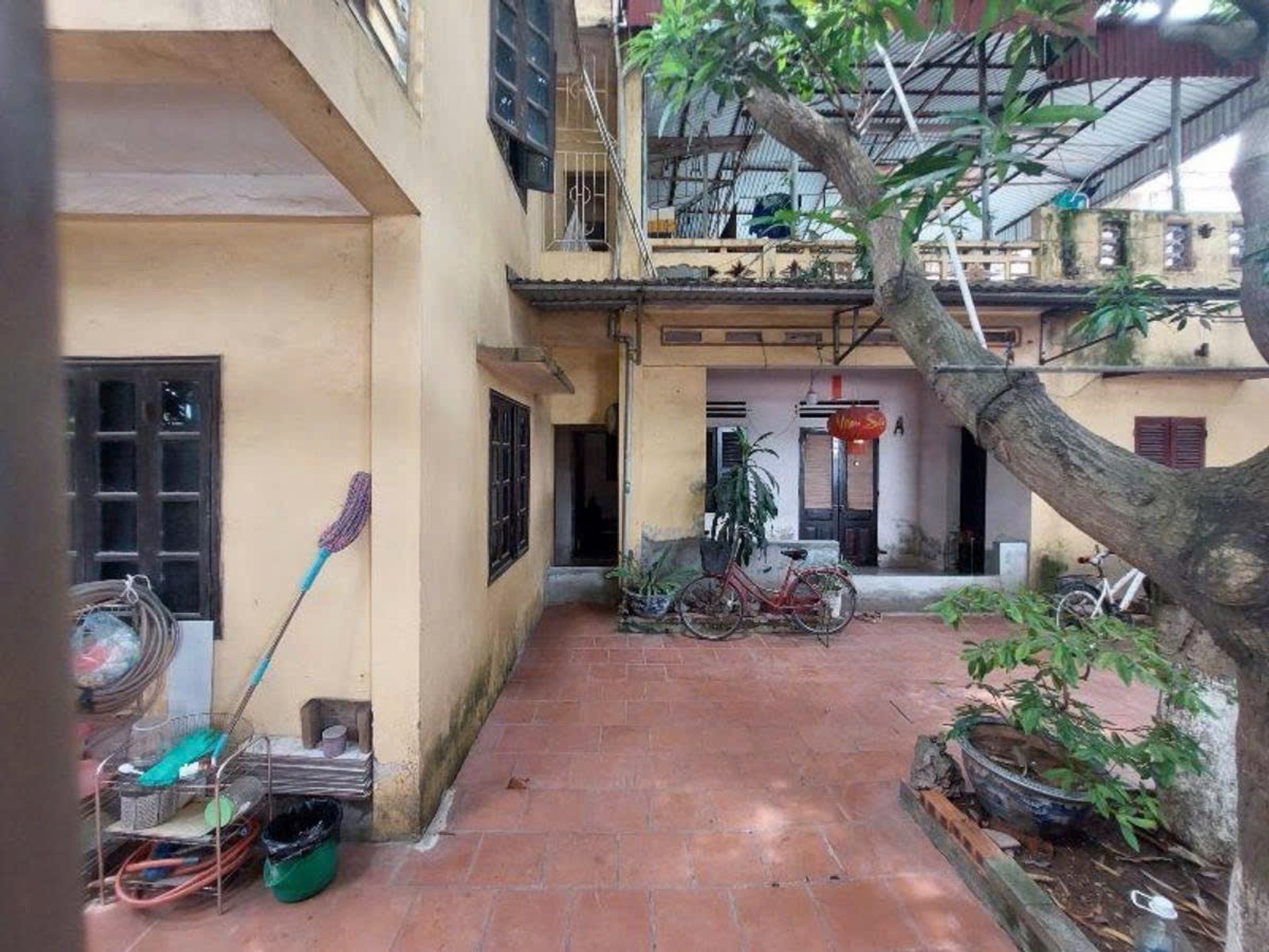 Bán nhà riêng 2 tầng 218m2 khu Dương Xá, giá 18.5 tỷ