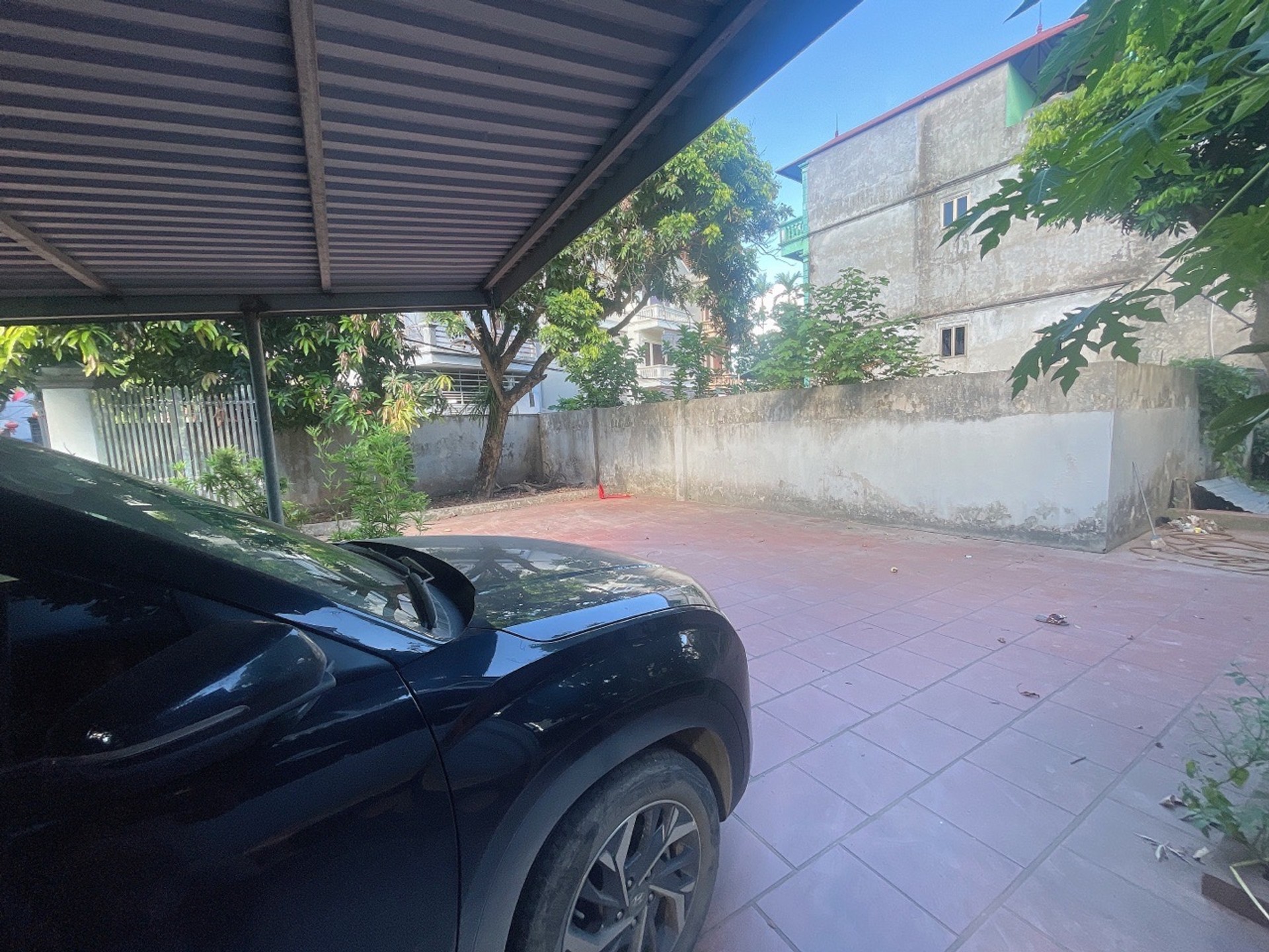 GẦN CẦU THƯỢNG CÁT